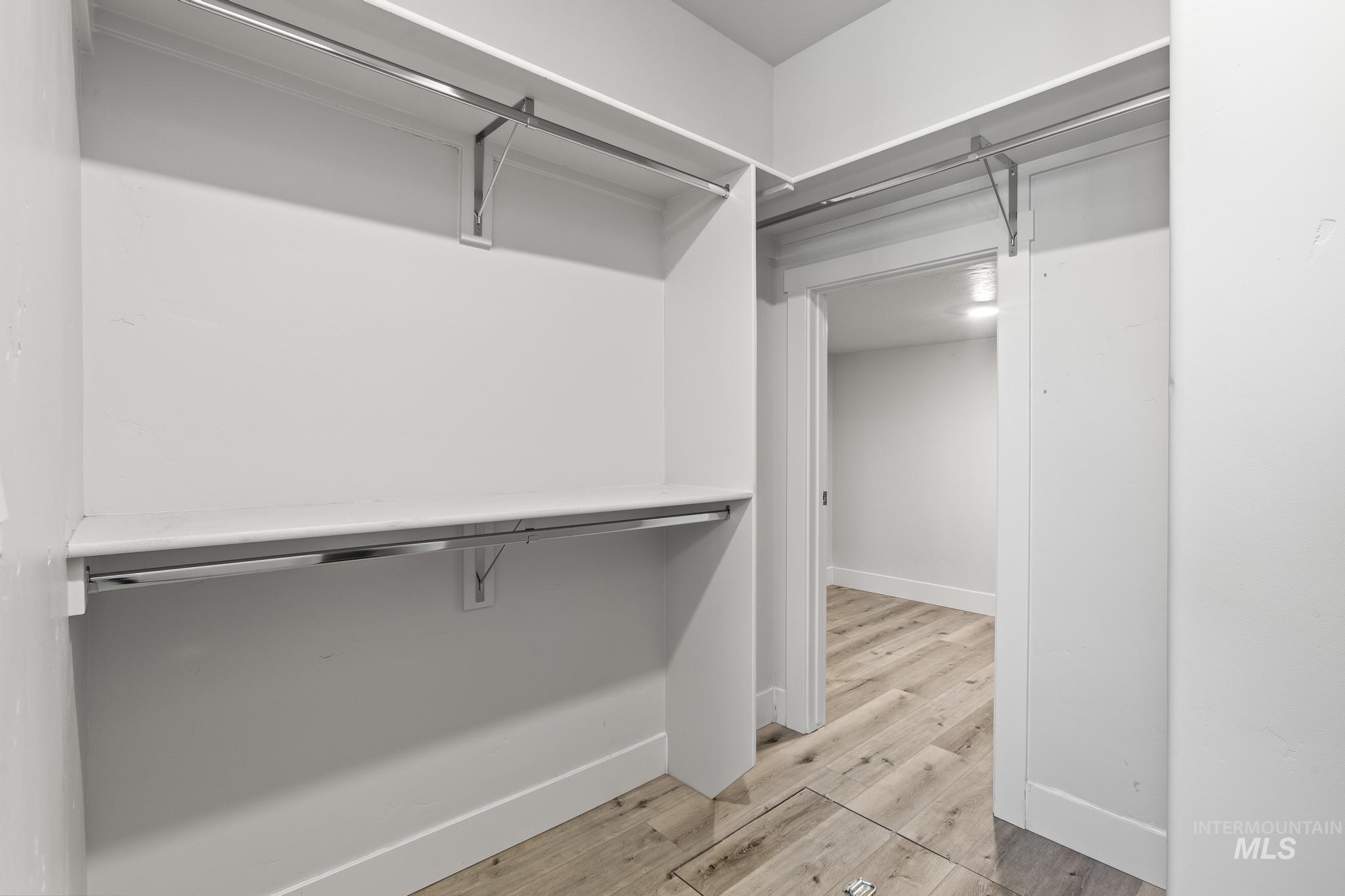 2362 E Shady Glade Dr, Meridian, Idaho 83642, 5 Bedrooms, 4 Bathrooms, Residential For Sale, Price $929,900, 98980583