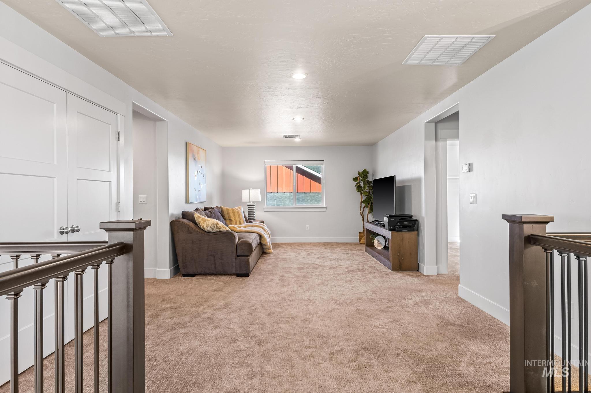 2362 E Shady Glade Dr, Meridian, Idaho 83642, 5 Bedrooms, 4 Bathrooms, Residential For Sale, Price $929,900, 98980583