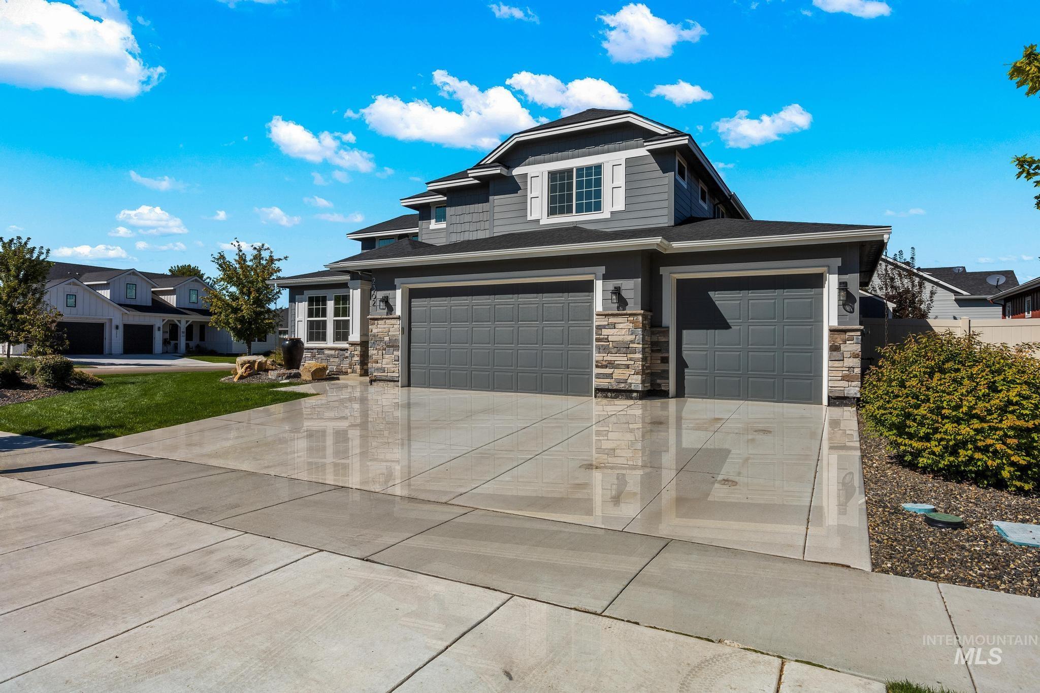 2362 E Shady Glade Dr, Meridian, Idaho 83642, 5 Bedrooms, 4 Bathrooms, Residential For Sale, Price $929,900, 98980583