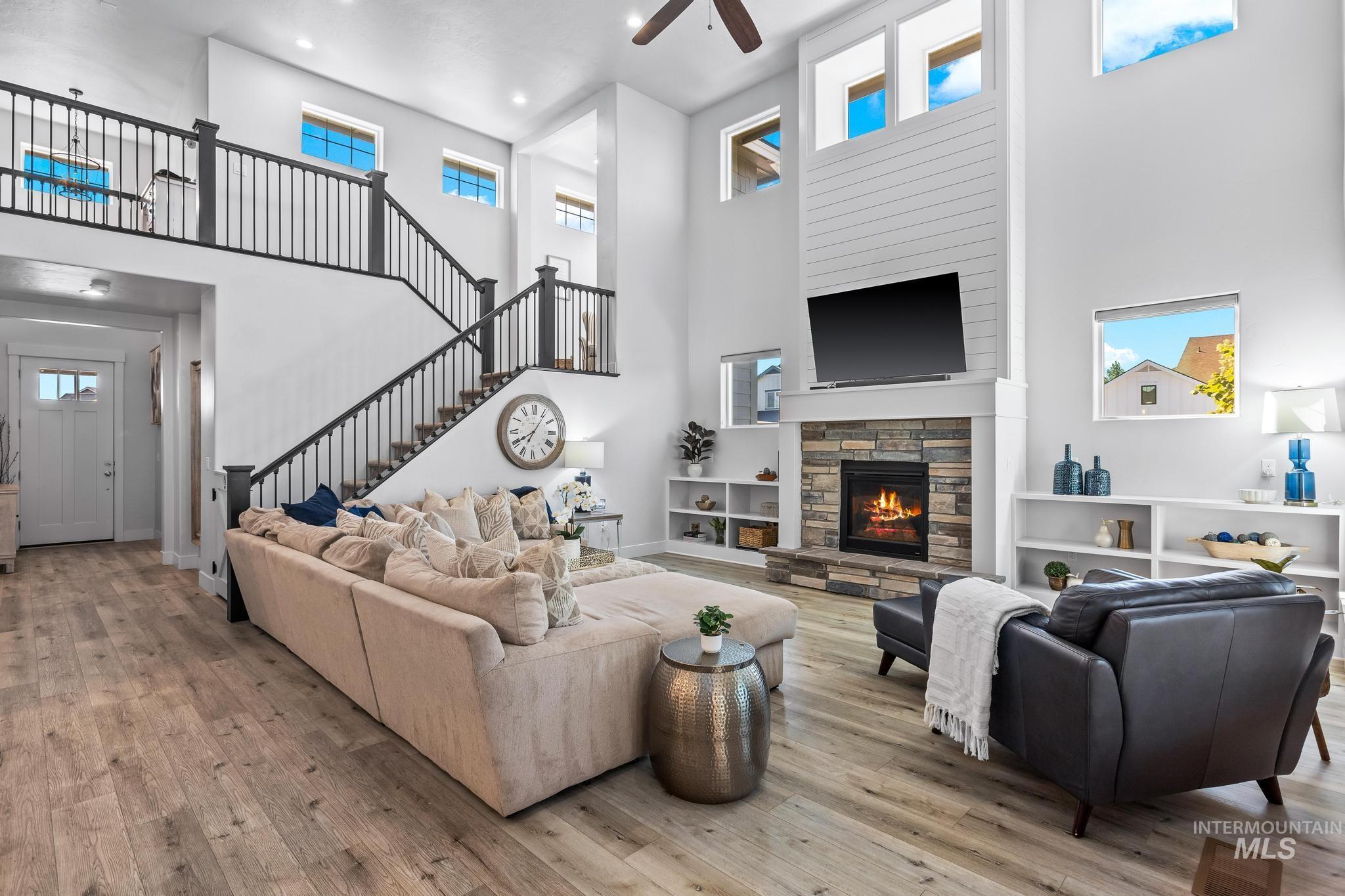 2362 E Shady Glade Dr, Meridian, Idaho 83642, 5 Bedrooms, 4 Bathrooms, Residential For Sale, Price $929,900, 98980583