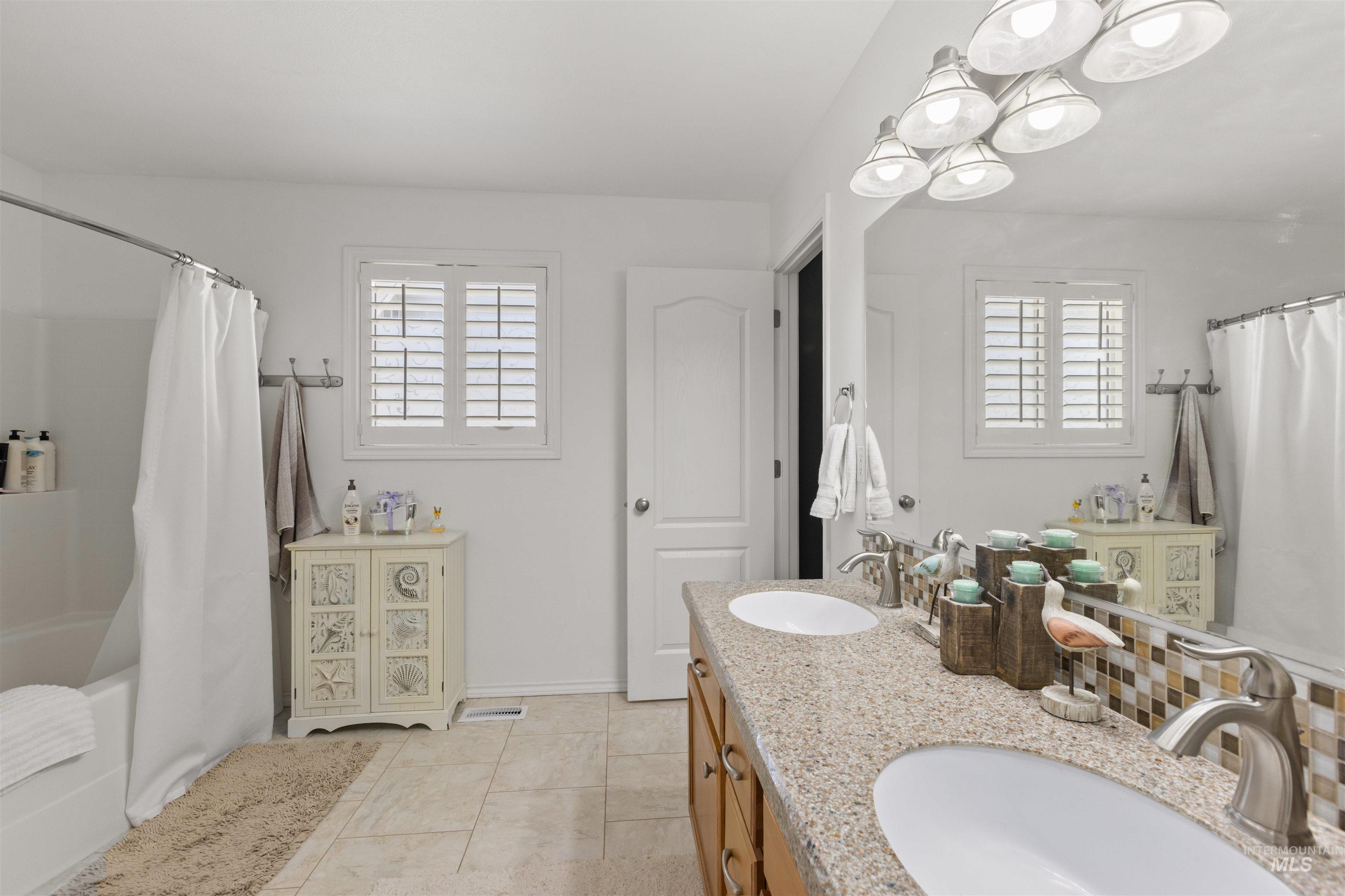 4532 E Burgundy Ct., Nampa, Idaho 83686, 3 Bedrooms, 2 Bathrooms, Residential For Sale, Price $460,000, 98980584