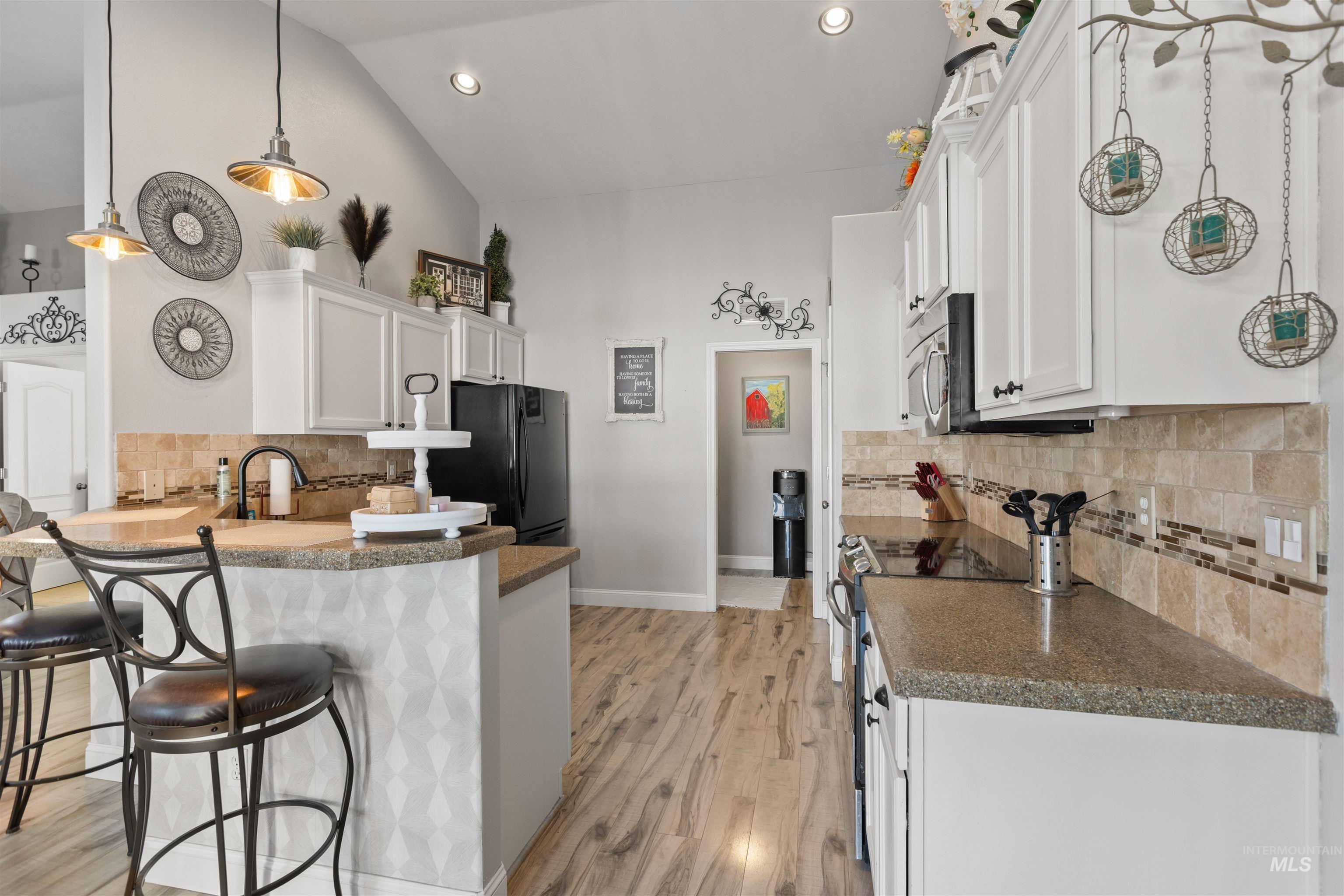 4532 E Burgundy Ct., Nampa, Idaho 83686, 3 Bedrooms, 2 Bathrooms, Residential For Sale, Price $460,000, 98980584