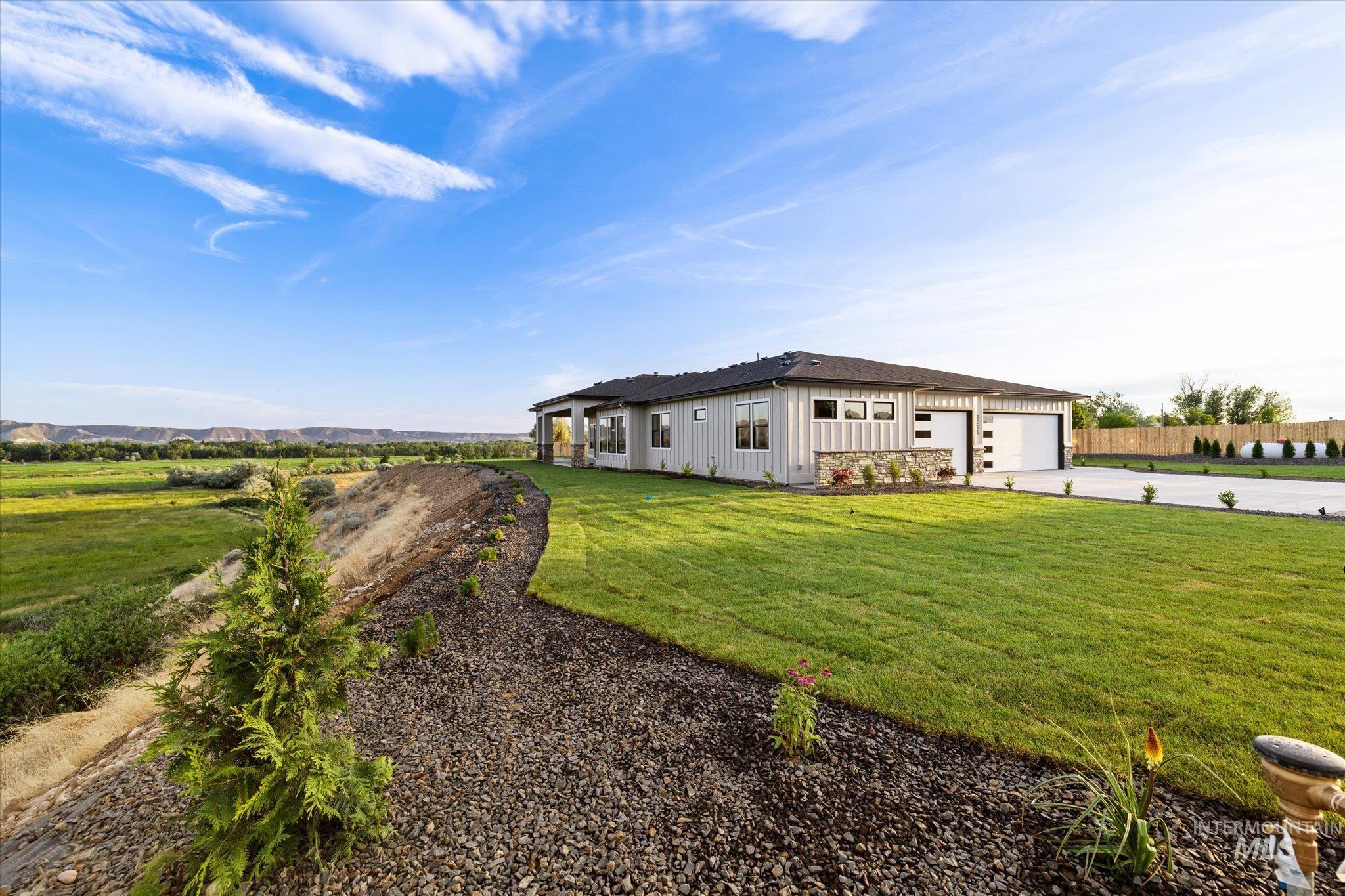 1015 Greenfields Lane, Emmett, Idaho 83617, 4 Bedrooms, 2.5 Bathrooms, Residential For Sale, Price $1,125,000,MLS 98980585