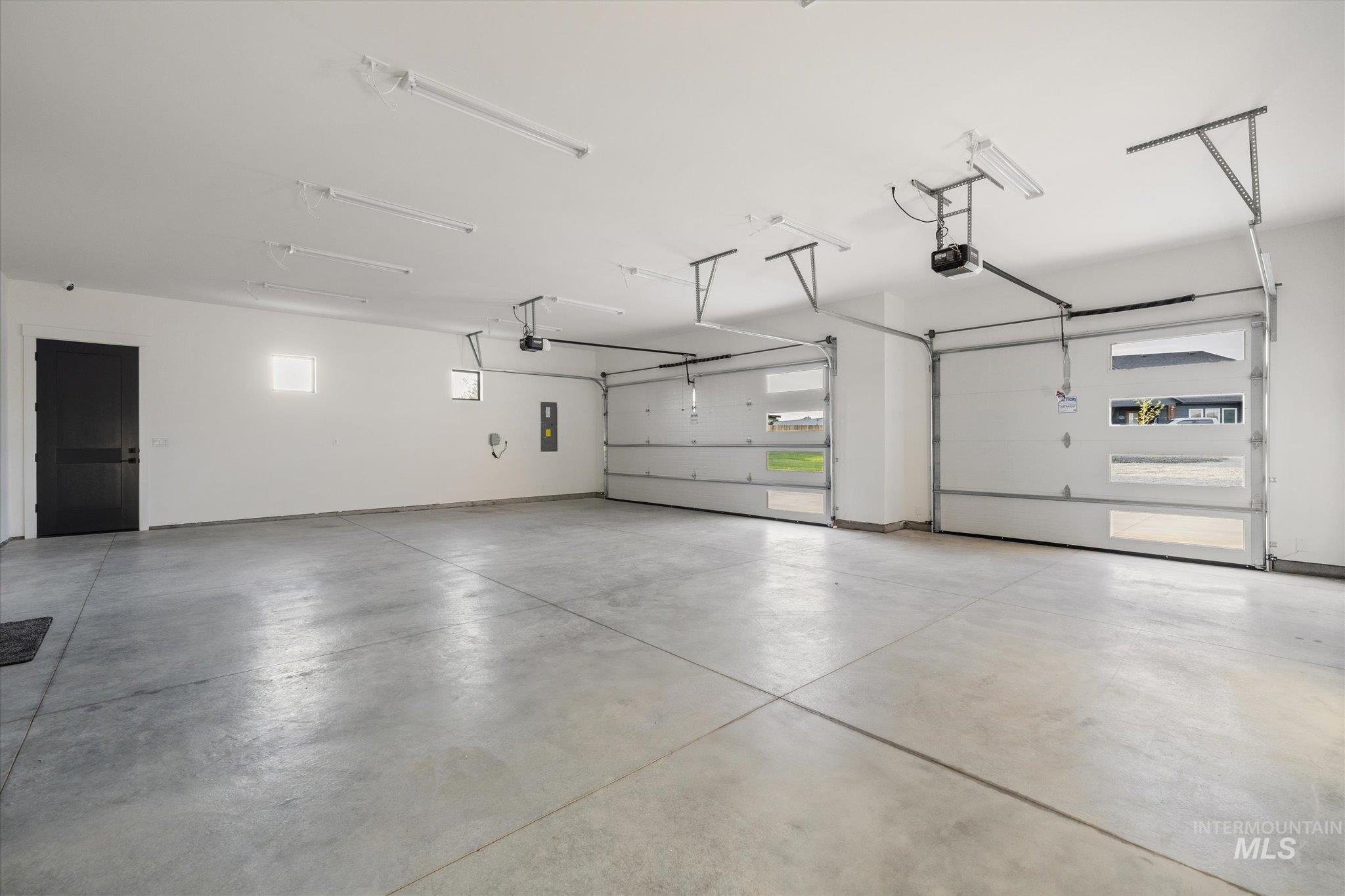 1015 Greenfields Lane, Emmett, Idaho 83617, 4 Bedrooms, 2.5 Bathrooms, Residential For Sale, Price $1,125,000,MLS 98980585