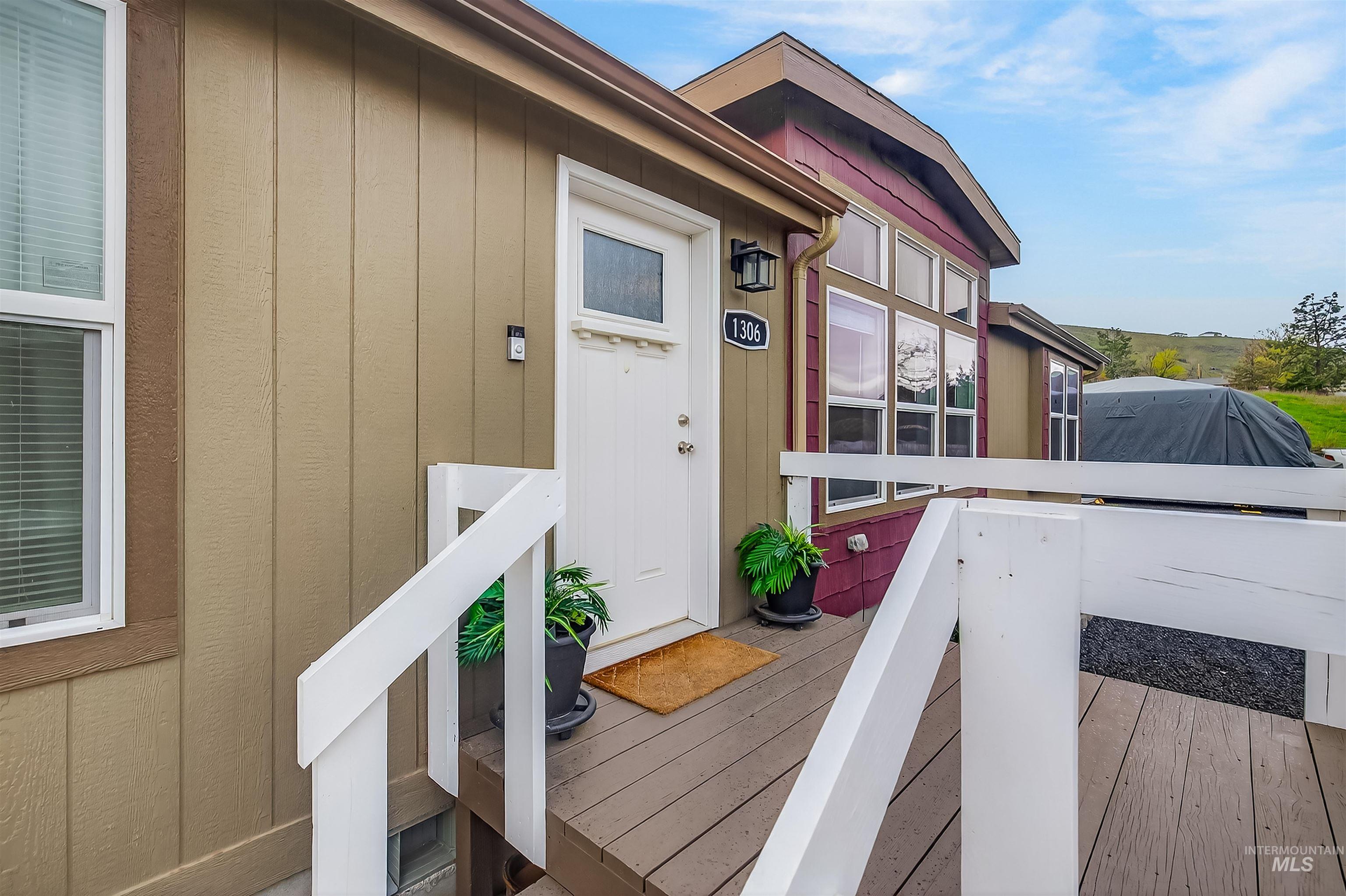 1306 4th Street, Asotin, Washington 99402, 3 Bedrooms, 2 Bathrooms, Residential For Sale, Price $424,000,MLS 98980587