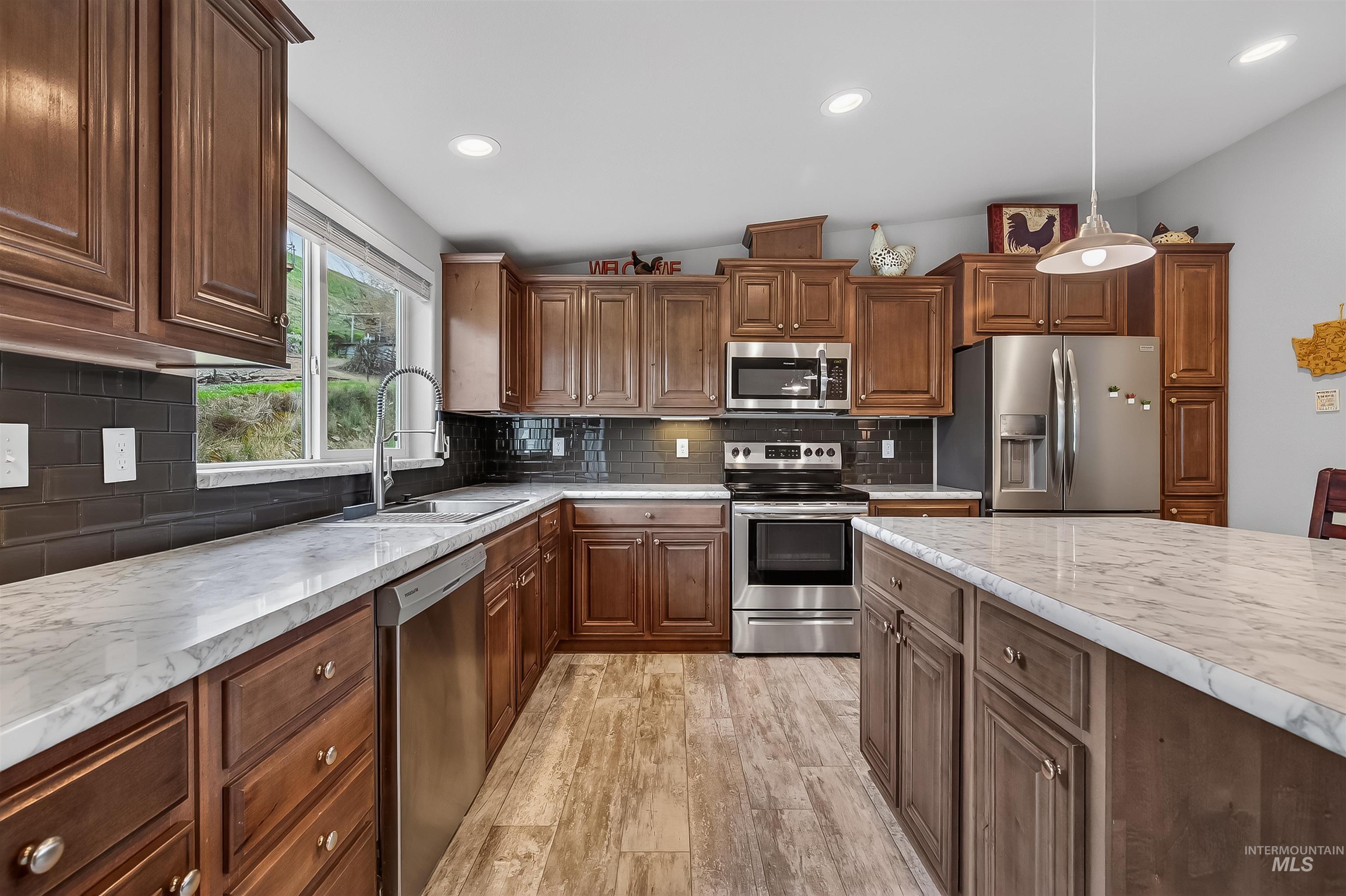 1306 4th Street, Asotin, Washington 99402, 3 Bedrooms, 2 Bathrooms, Residential For Sale, Price $424,000,MLS 98980587