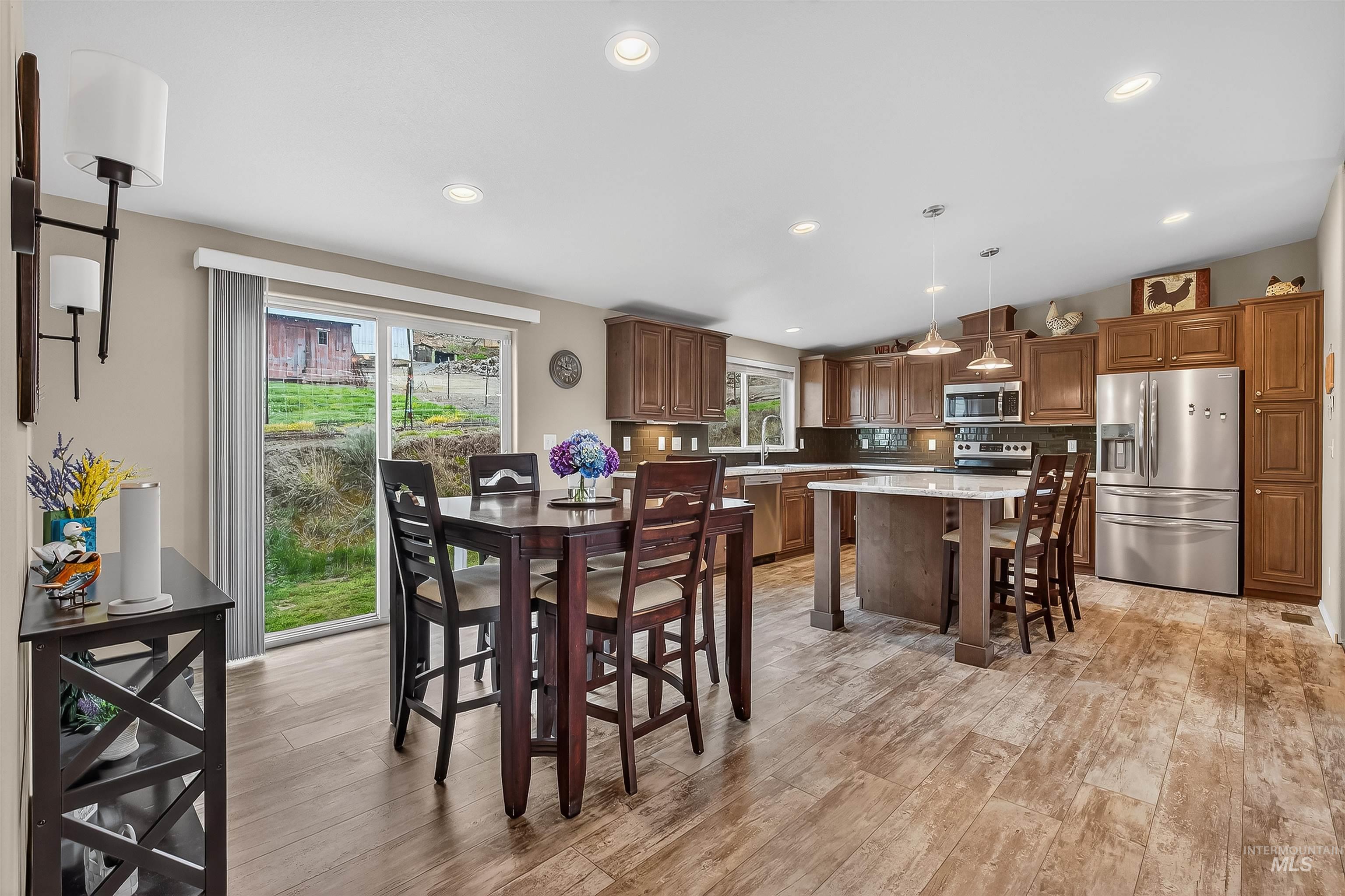 1306 4th Street, Asotin, Washington 99402, 3 Bedrooms, 2 Bathrooms, Residential For Sale, Price $424,000,MLS 98980587