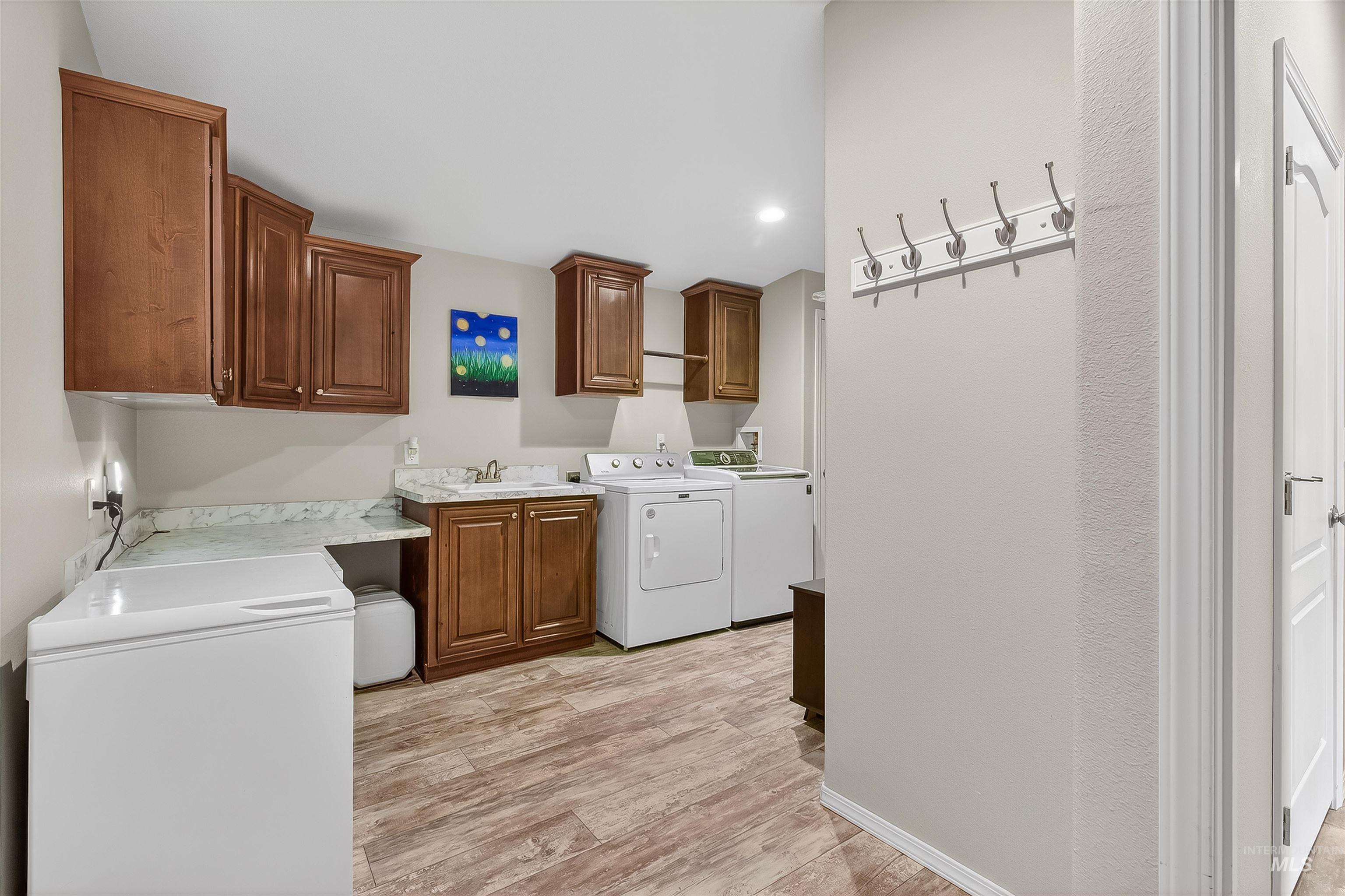1306 4th Street, Asotin, Washington 99402, 3 Bedrooms, 2 Bathrooms, Residential For Sale, Price $424,000,MLS 98980587