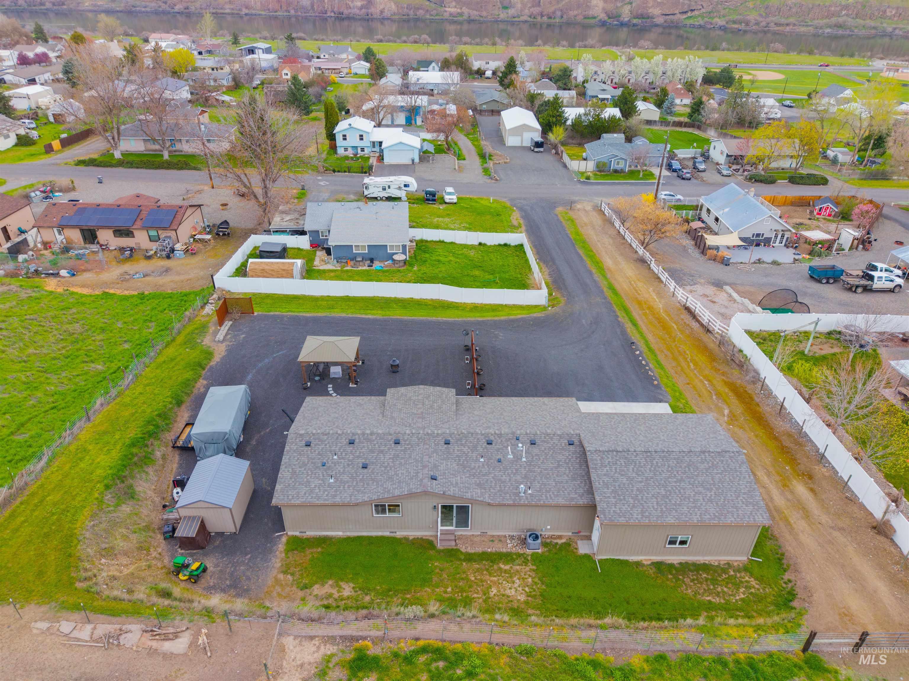 1306 4th Street, Asotin, Washington 99402, 3 Bedrooms, 2 Bathrooms, Residential For Sale, Price $424,000,MLS 98980587