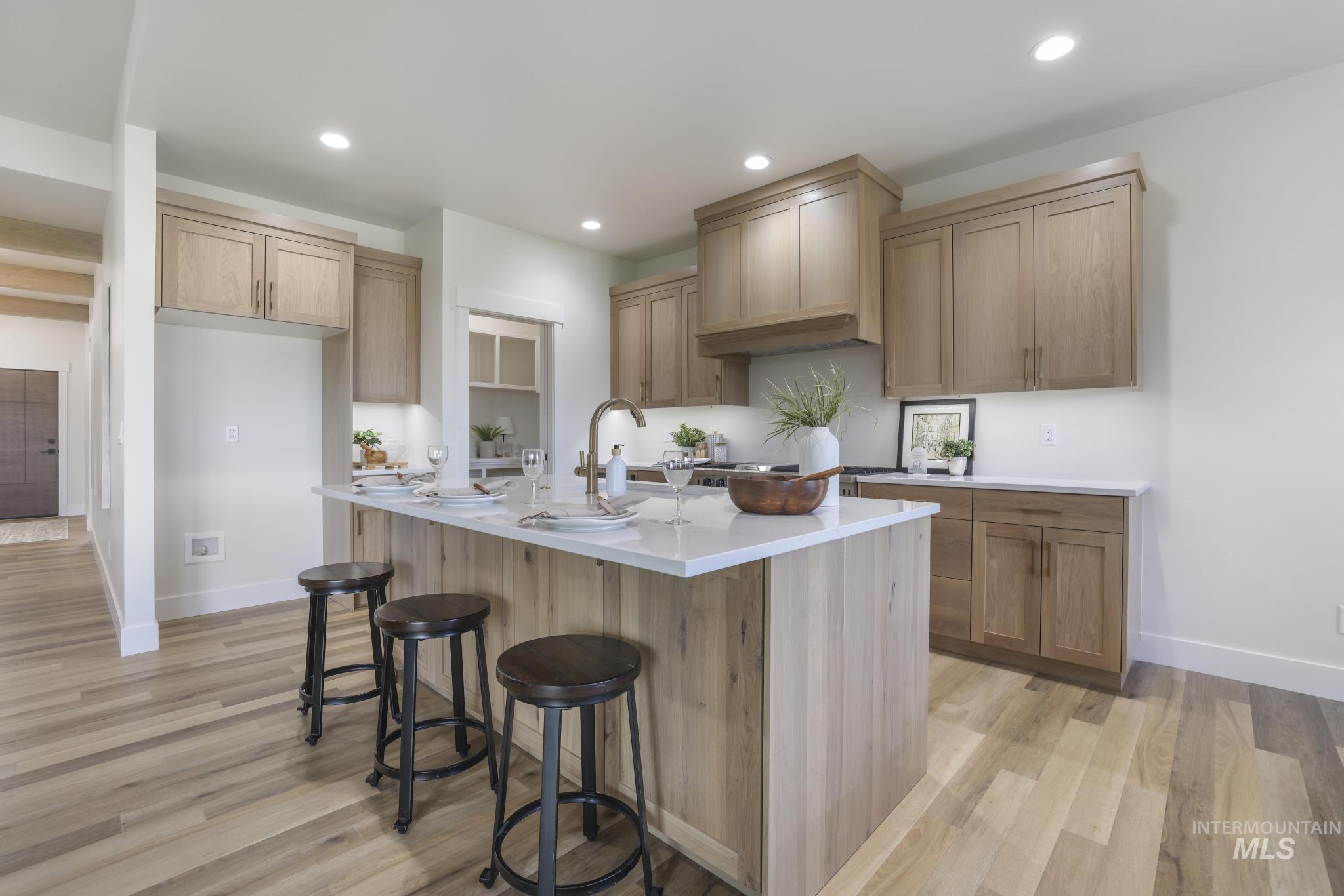 561 Canyon Mist Drive, Twin Falls, Idaho 83301, 3 Bedrooms, 2.5 Bathrooms, Residential For Sale, Price $655,000, 98980591