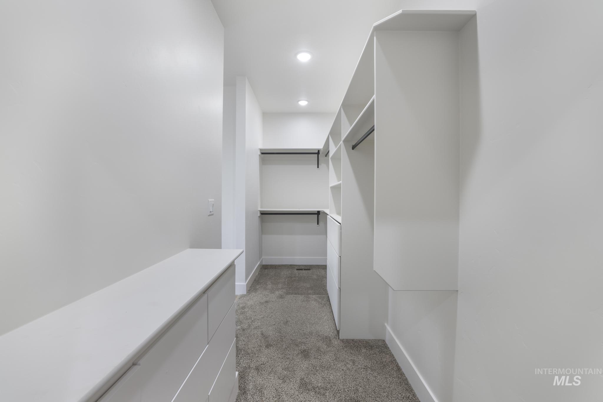 561 Canyon Mist Drive, Twin Falls, Idaho 83301, 3 Bedrooms, 2.5 Bathrooms, Residential For Sale, Price $655,000, 98980591