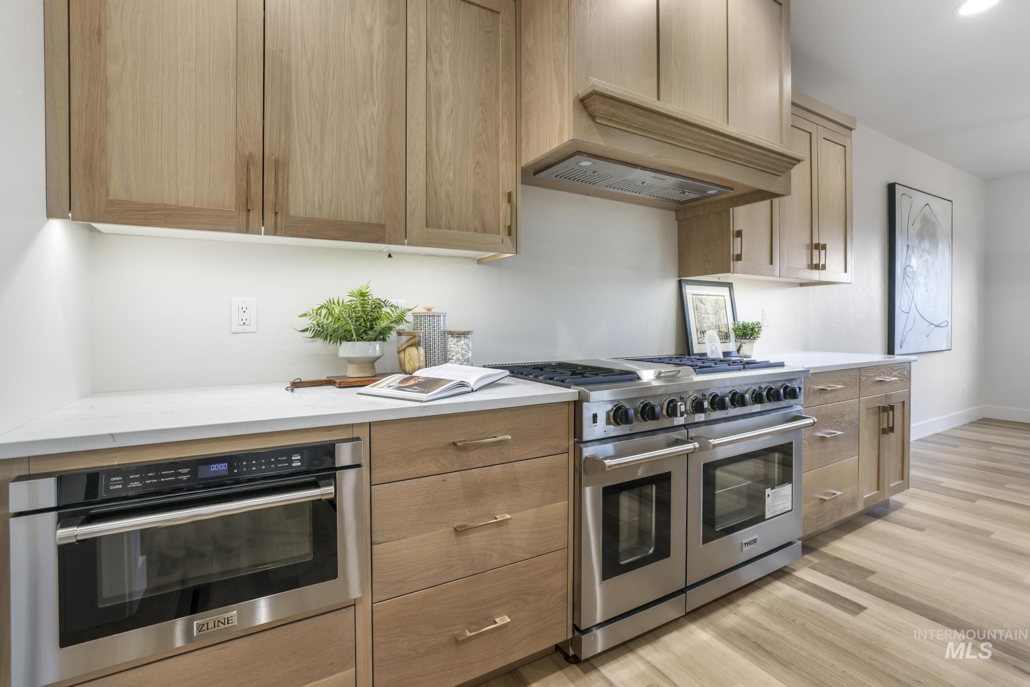 561 Canyon Mist Drive, Twin Falls, Idaho 83301, 3 Bedrooms, 2.5 Bathrooms, Residential For Sale, Price $655,000, 98980591