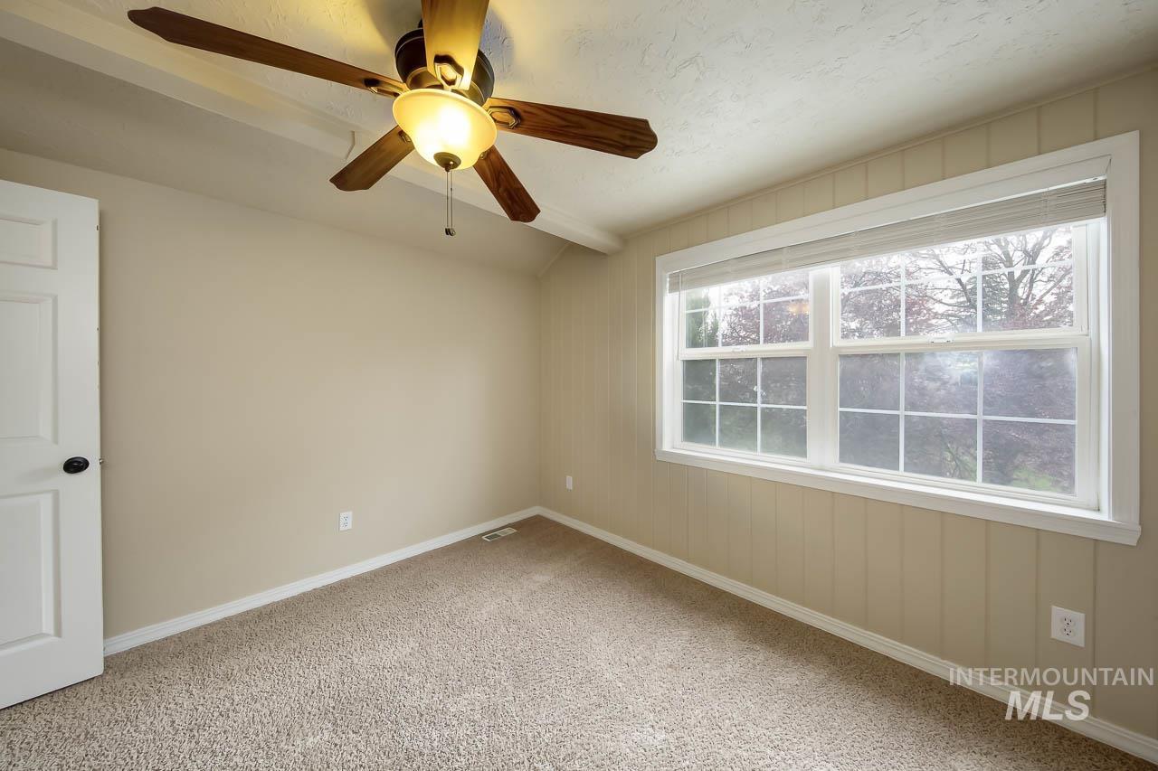 245 W Greensboro Ct, Boise, Idaho 83706, 5 Bedrooms, 2.5 Bathrooms, Residential For Sale, Price $618,000, 98980592