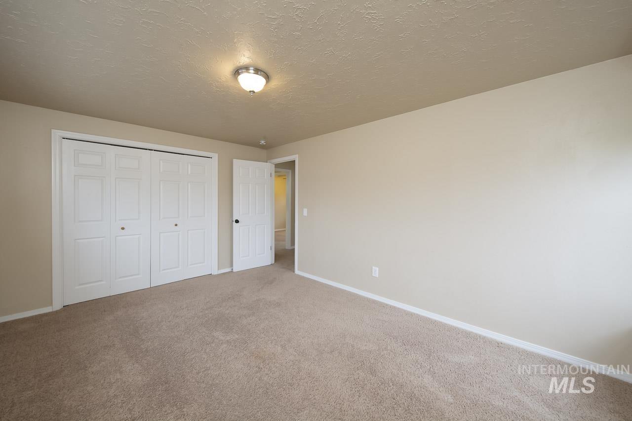 245 W Greensboro Ct, Boise, Idaho 83706, 5 Bedrooms, 2.5 Bathrooms, Residential For Sale, Price $618,000, 98980592