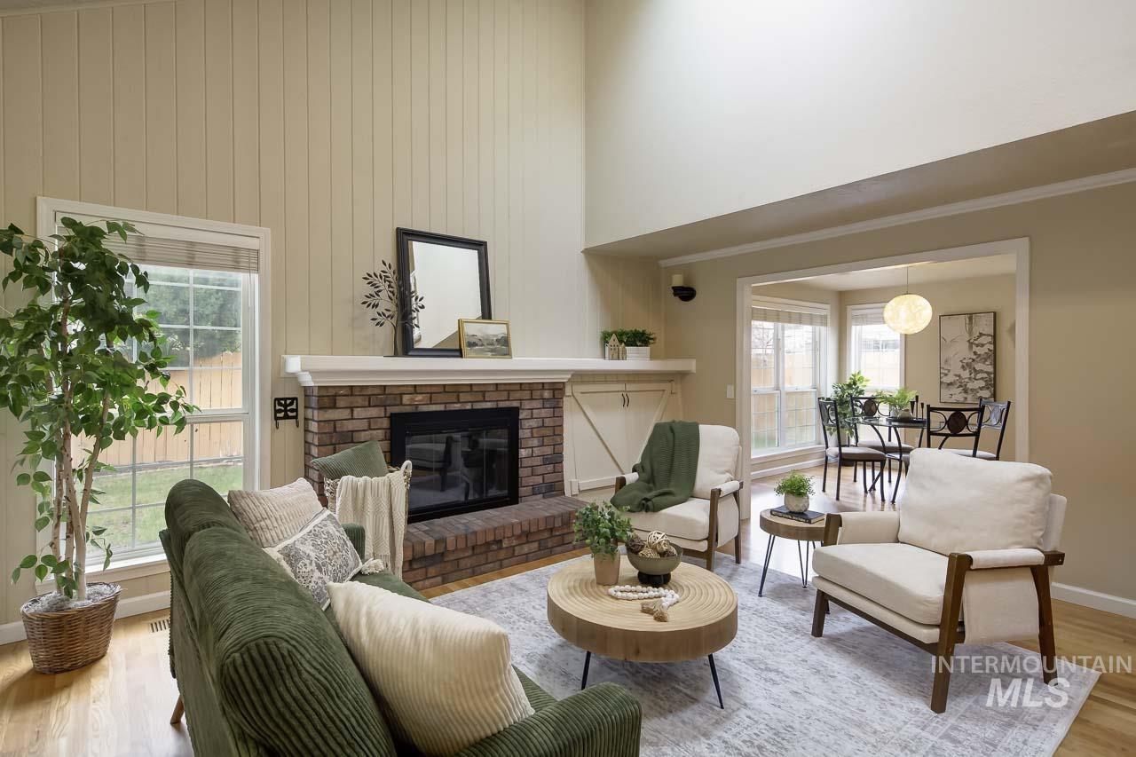 245 W Greensboro Ct, Boise, Idaho 83706, 5 Bedrooms, 2.5 Bathrooms, Residential For Sale, Price $618,000, 98980592