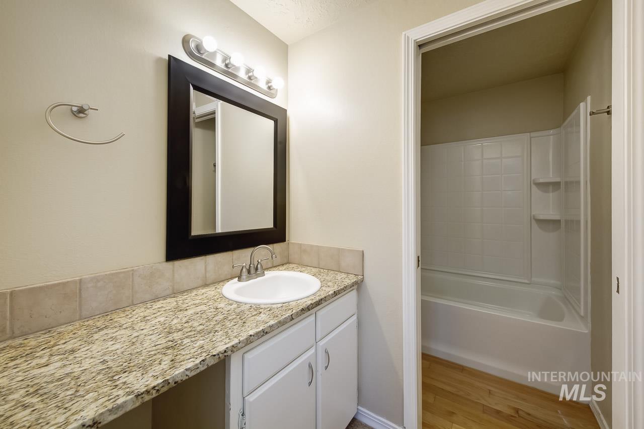 245 W Greensboro Ct, Boise, Idaho 83706, 5 Bedrooms, 2.5 Bathrooms, Residential For Sale, Price $618,000, 98980592