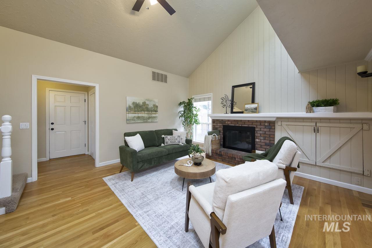 245 W Greensboro Ct, Boise, Idaho 83706, 5 Bedrooms, 2.5 Bathrooms, Residential For Sale, Price $618,000, 98980592