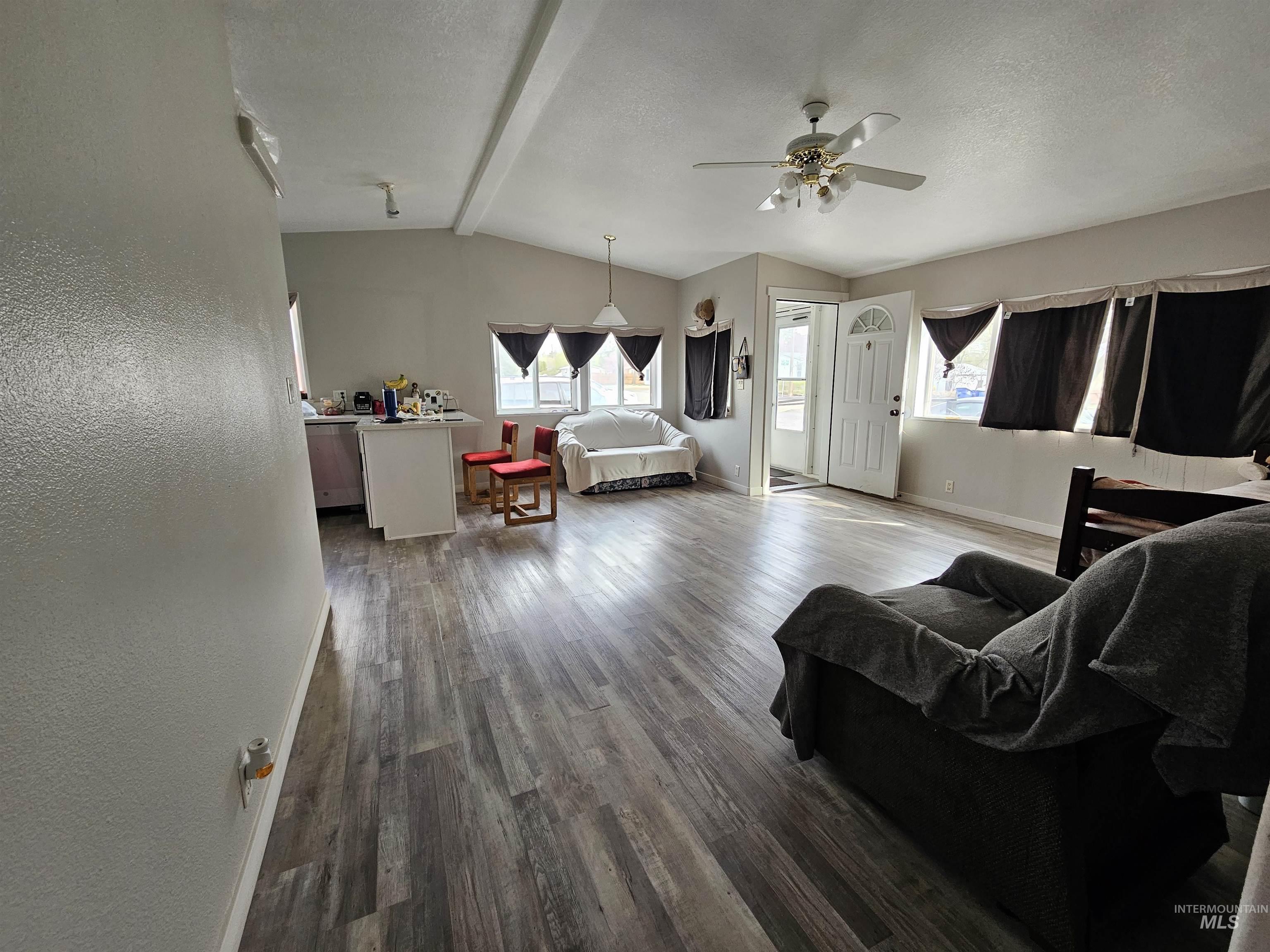 603 N Fir Street, Jerome, Idaho 83338, 2 Bedrooms, 2 Bathrooms, Residential For Sale, Price $245,000,MLS 98980593