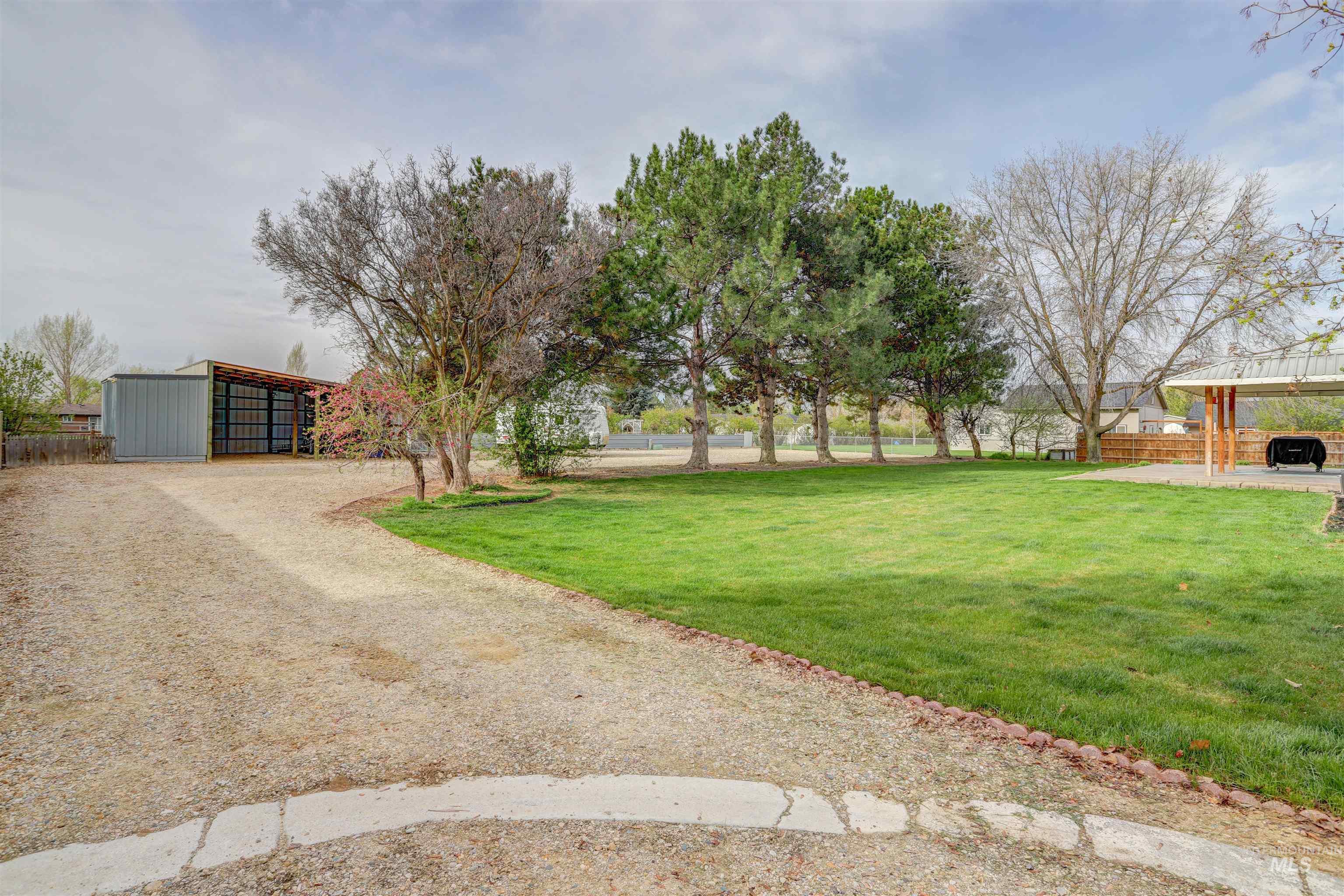 4695 Heath Way, Nampa, Idaho 83687, 4 Bedrooms, 2.5 Bathrooms, Residential For Sale, Price $754,537, 98980594
