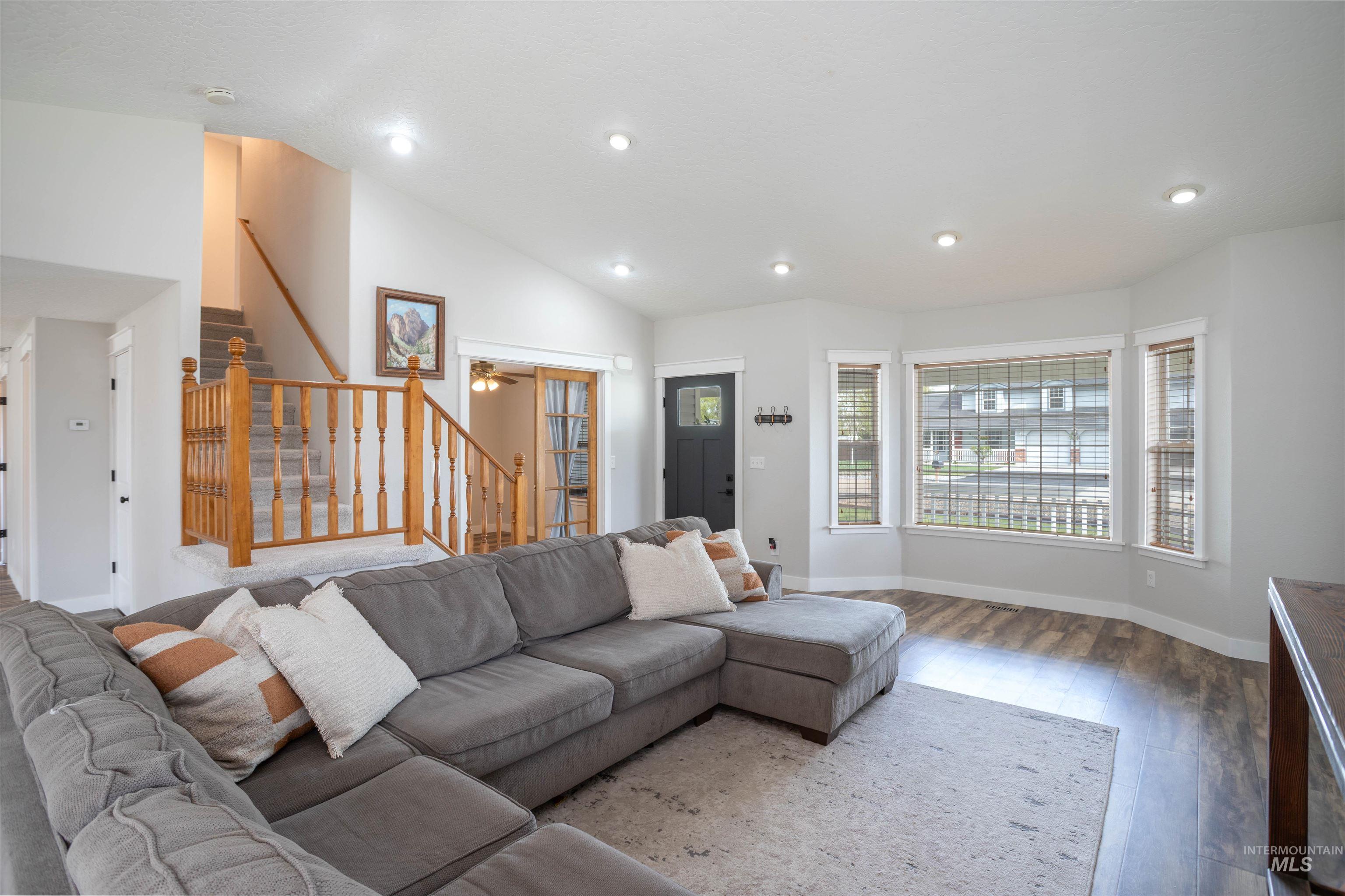 4695 Heath Way, Nampa, Idaho 83687, 4 Bedrooms, 2.5 Bathrooms, Residential For Sale, Price $754,537, 98980594