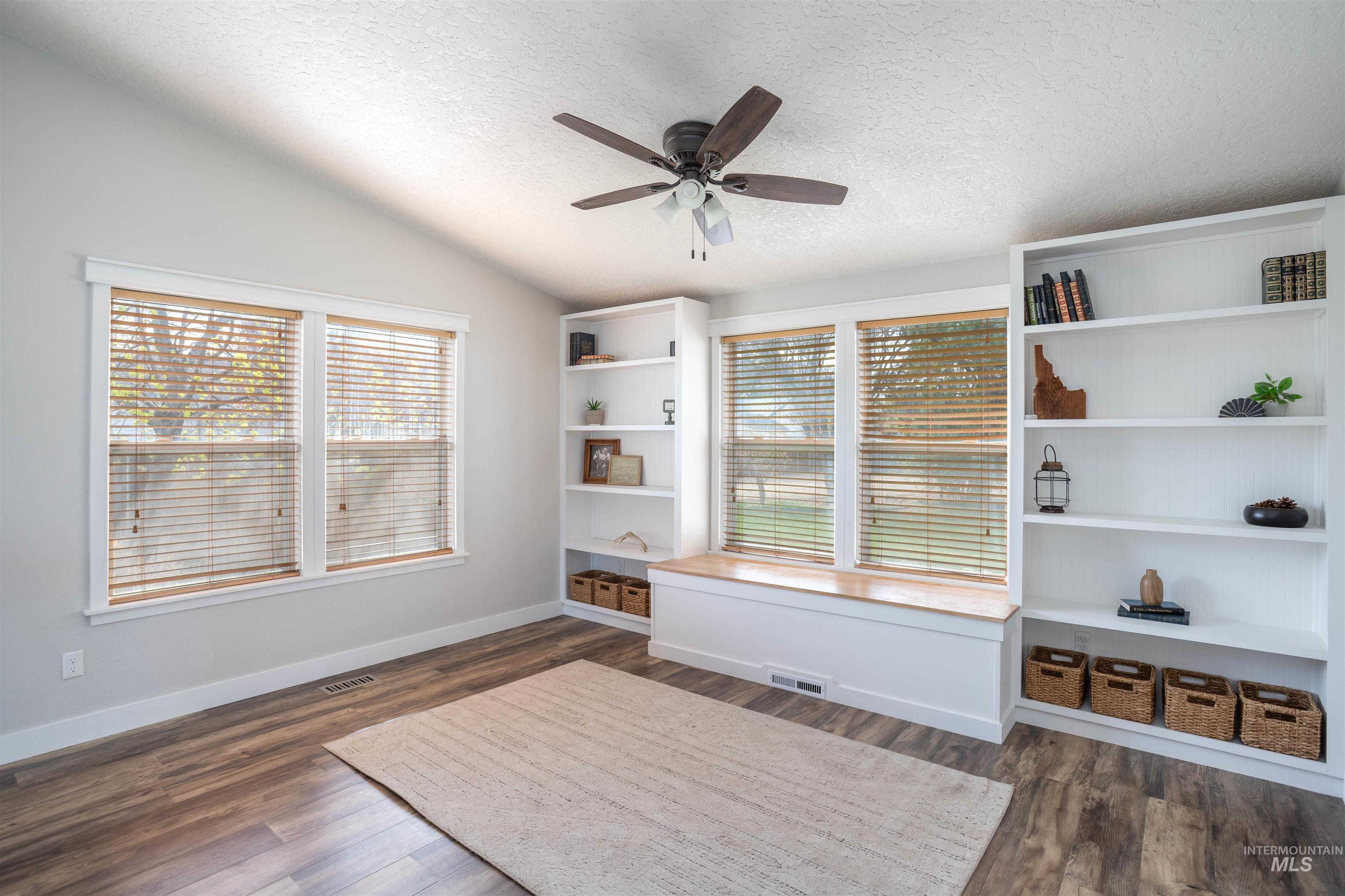 4695 Heath Way, Nampa, Idaho 83687, 4 Bedrooms, 2.5 Bathrooms, Residential For Sale, Price $754,537, 98980594