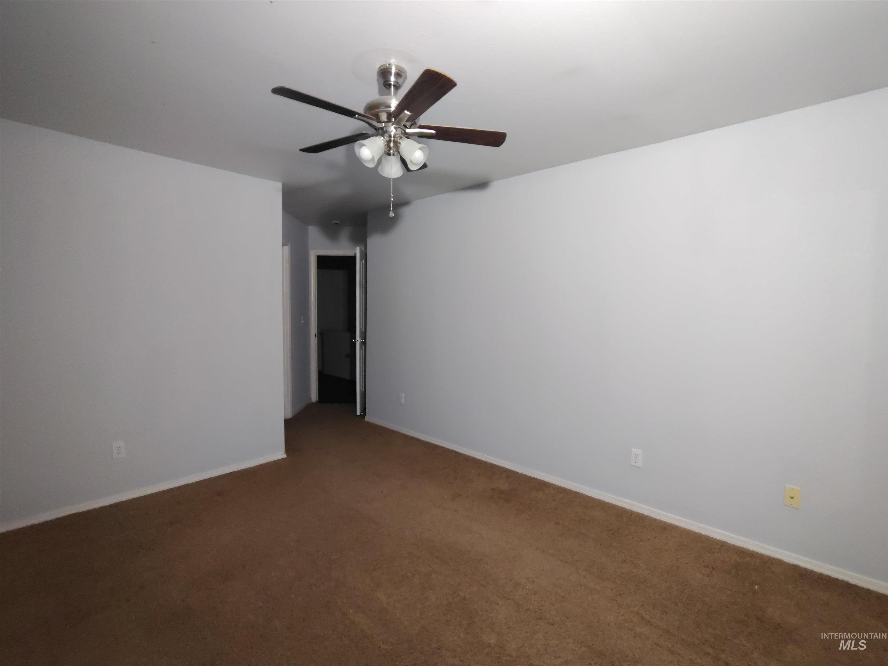 175 Sagebrush Ave, Mountain Home, Idaho 83647-4210, 3 Bedrooms, 1.5 Bathrooms, Residential For Sale, Price $235,000,MLS 98980595