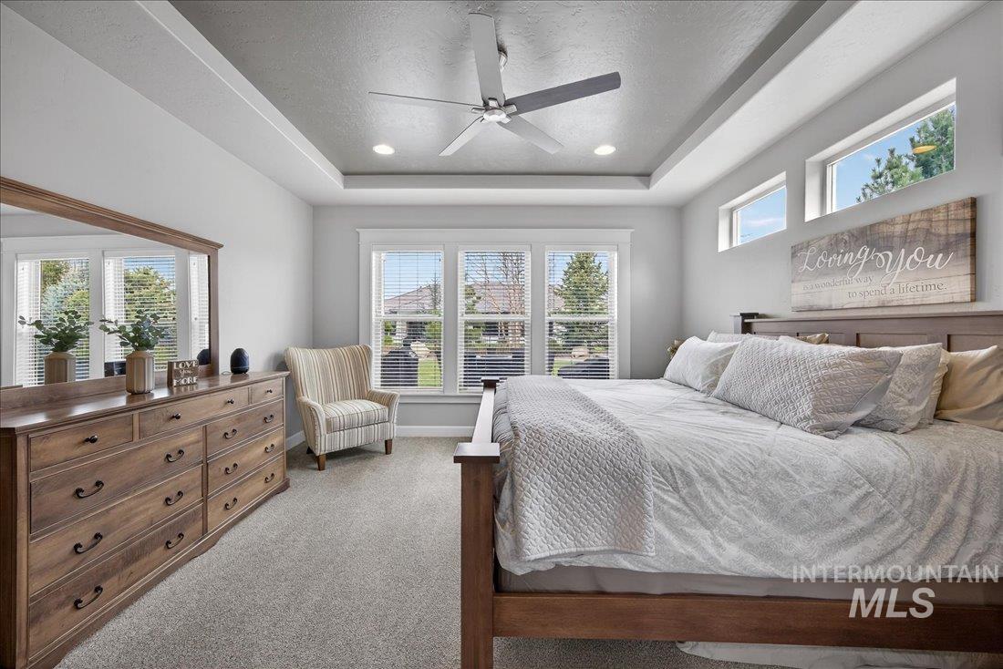 3552 W Star Hollow Dr, Meridian, Idaho 83646, 3 Bedrooms, 3 Bathrooms, Residential For Sale, Price $979,000,MLS 98980596