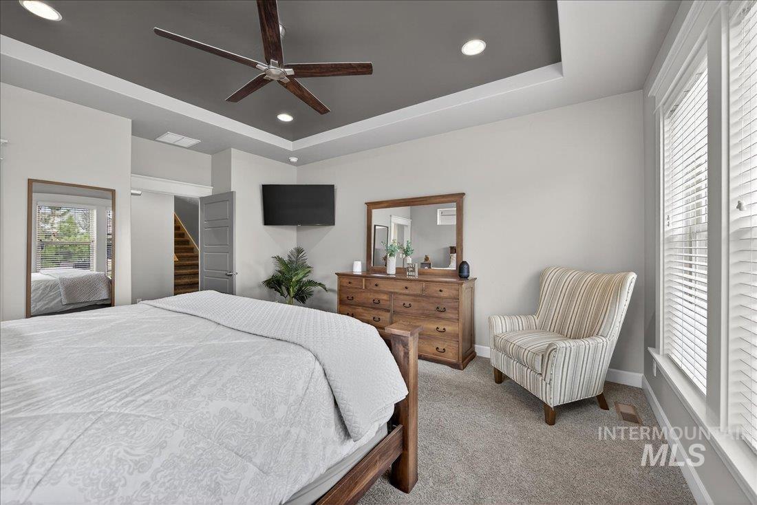 3552 W Star Hollow Dr, Meridian, Idaho 83646, 3 Bedrooms, 3 Bathrooms, Residential For Sale, Price $979,000,MLS 98980596