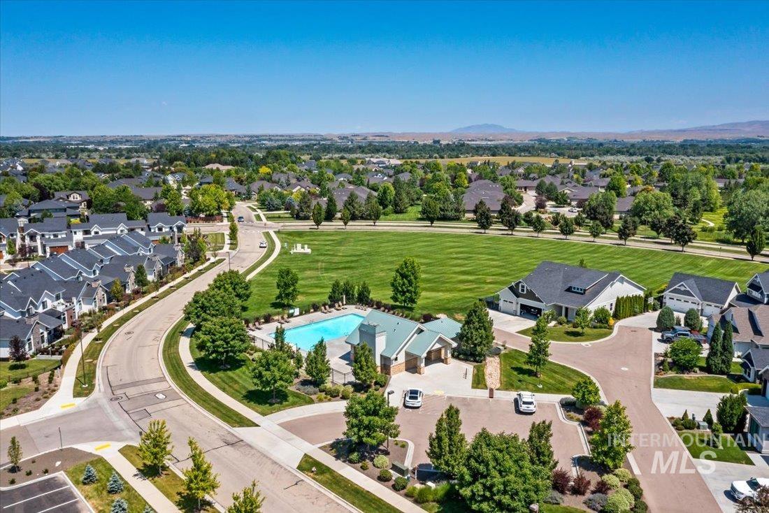 3552 W Star Hollow Dr, Meridian, Idaho 83646, 3 Bedrooms, 3 Bathrooms, Residential For Sale, Price $979,000,MLS 98980596