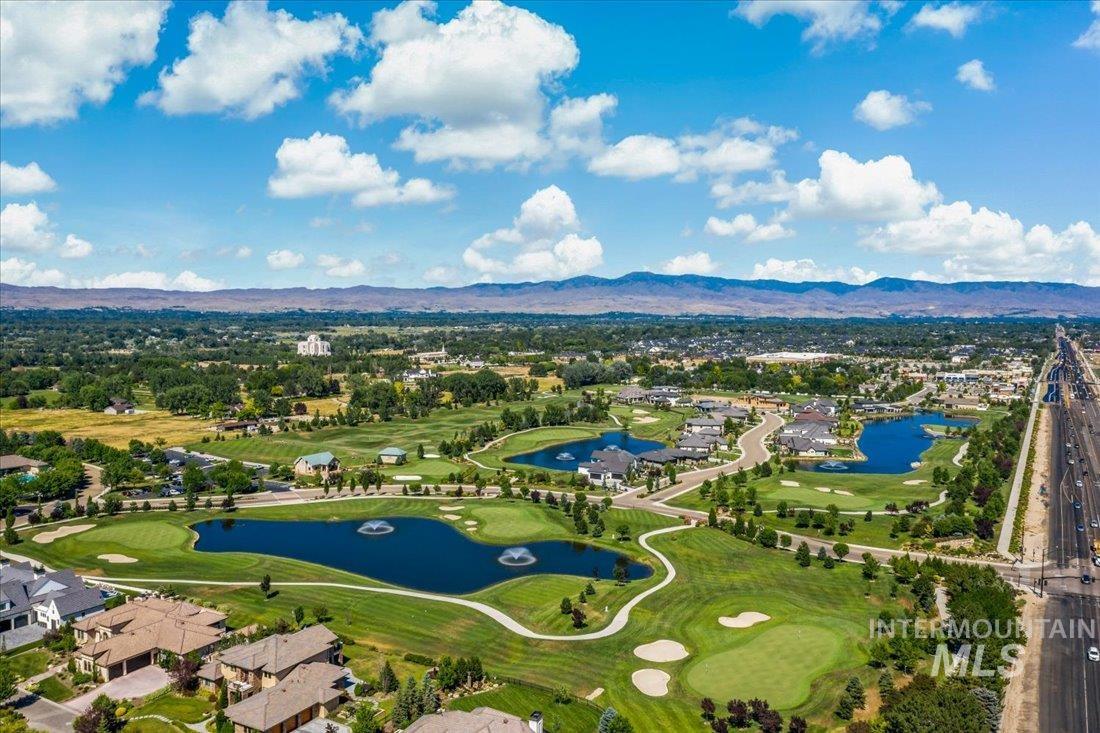 3552 W Star Hollow Dr, Meridian, Idaho 83646, 3 Bedrooms, 3 Bathrooms, Residential For Sale, Price $979,000,MLS 98980596