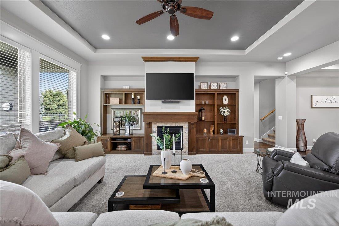 3552 W Star Hollow Dr, Meridian, Idaho 83646, 3 Bedrooms, 3 Bathrooms, Residential For Sale, Price $979,000,MLS 98980596