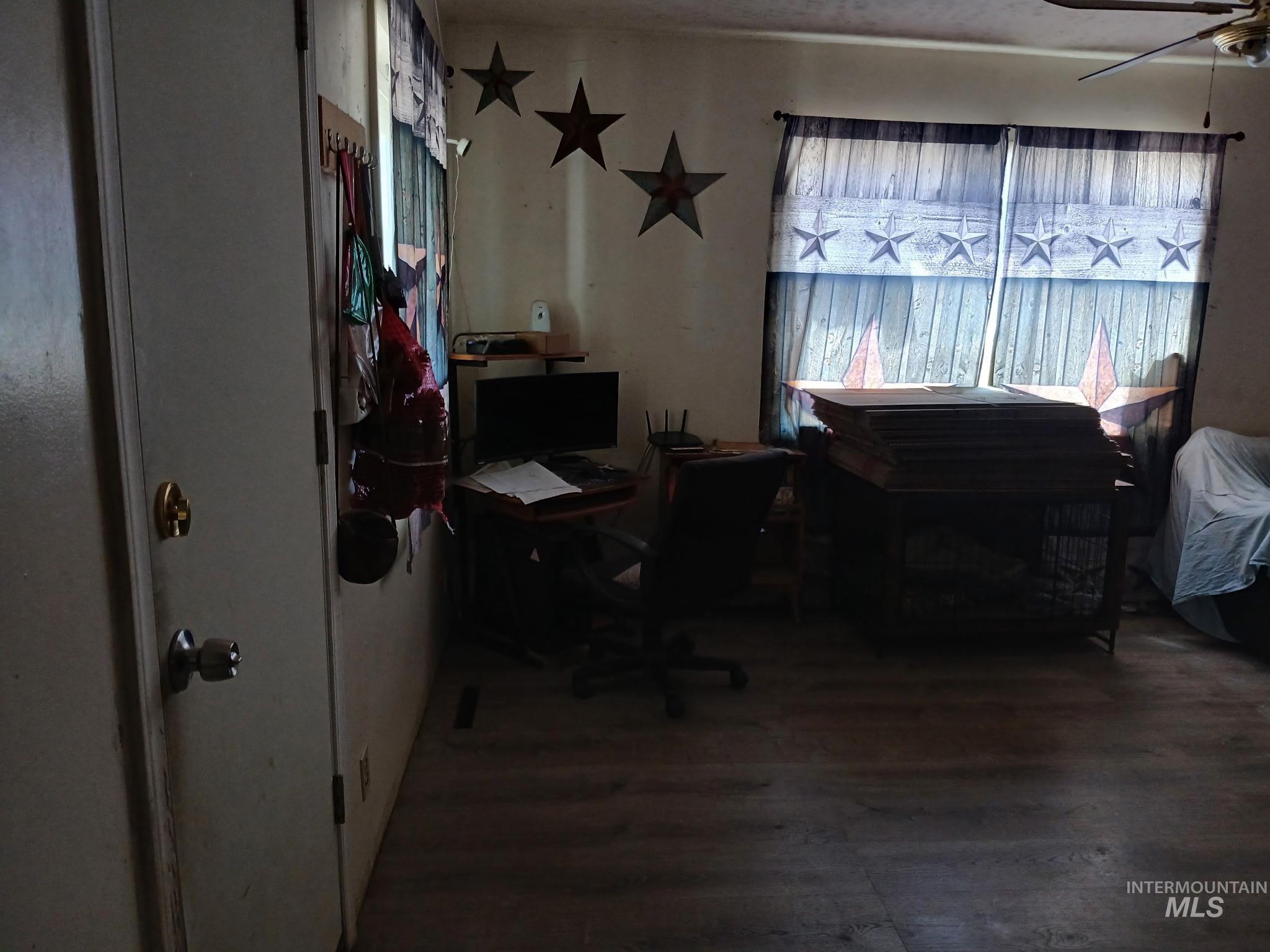 1242 S 12th Street, Payette, Idaho 83661-3385, 4 Bedrooms, 2 Bathrooms, Residential For Sale, Price $350,000,MLS 98980597