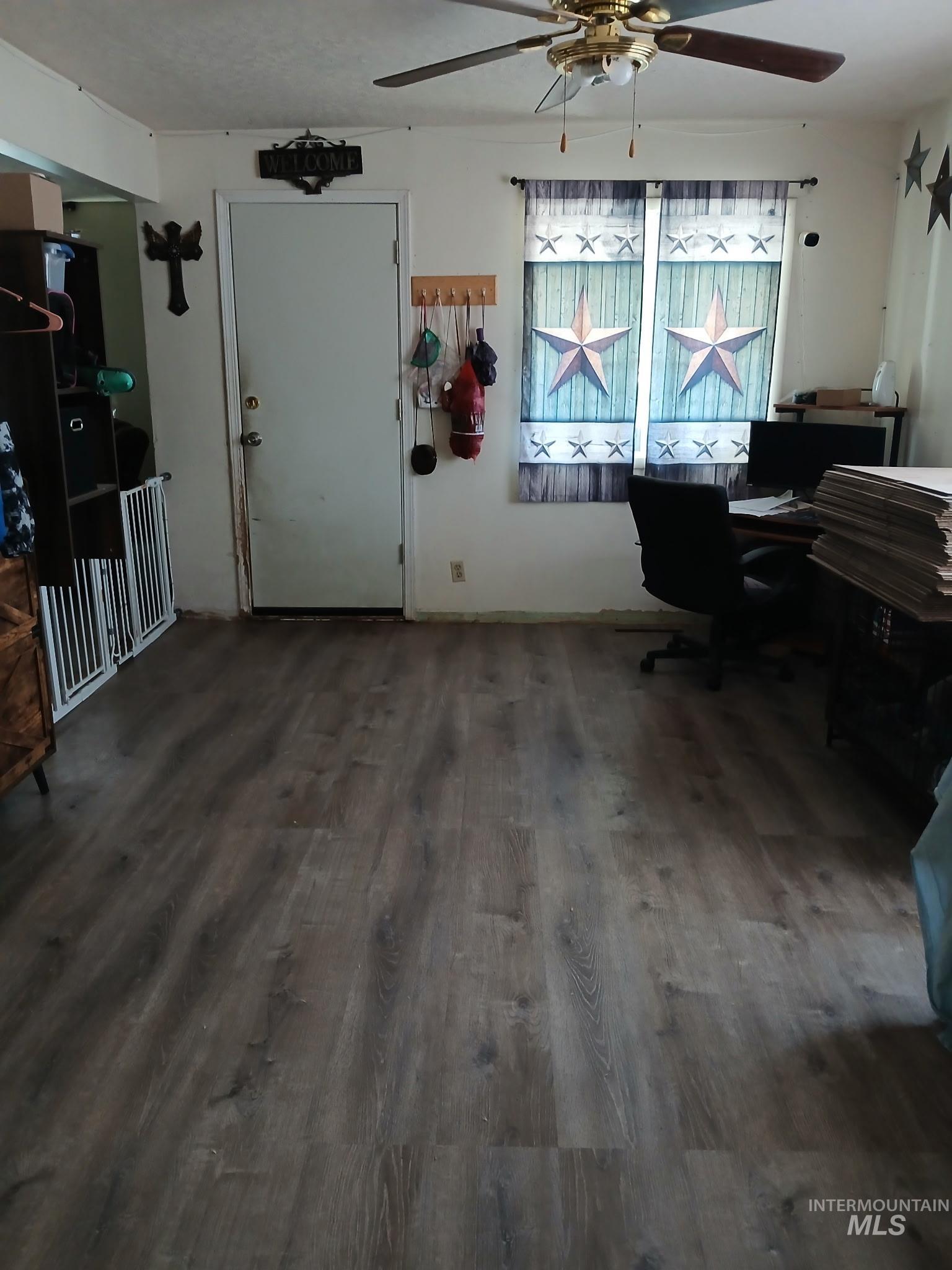 1242 S 12th Street, Payette, Idaho 83661-3385, 4 Bedrooms, 2 Bathrooms, Residential For Sale, Price $350,000,MLS 98980597