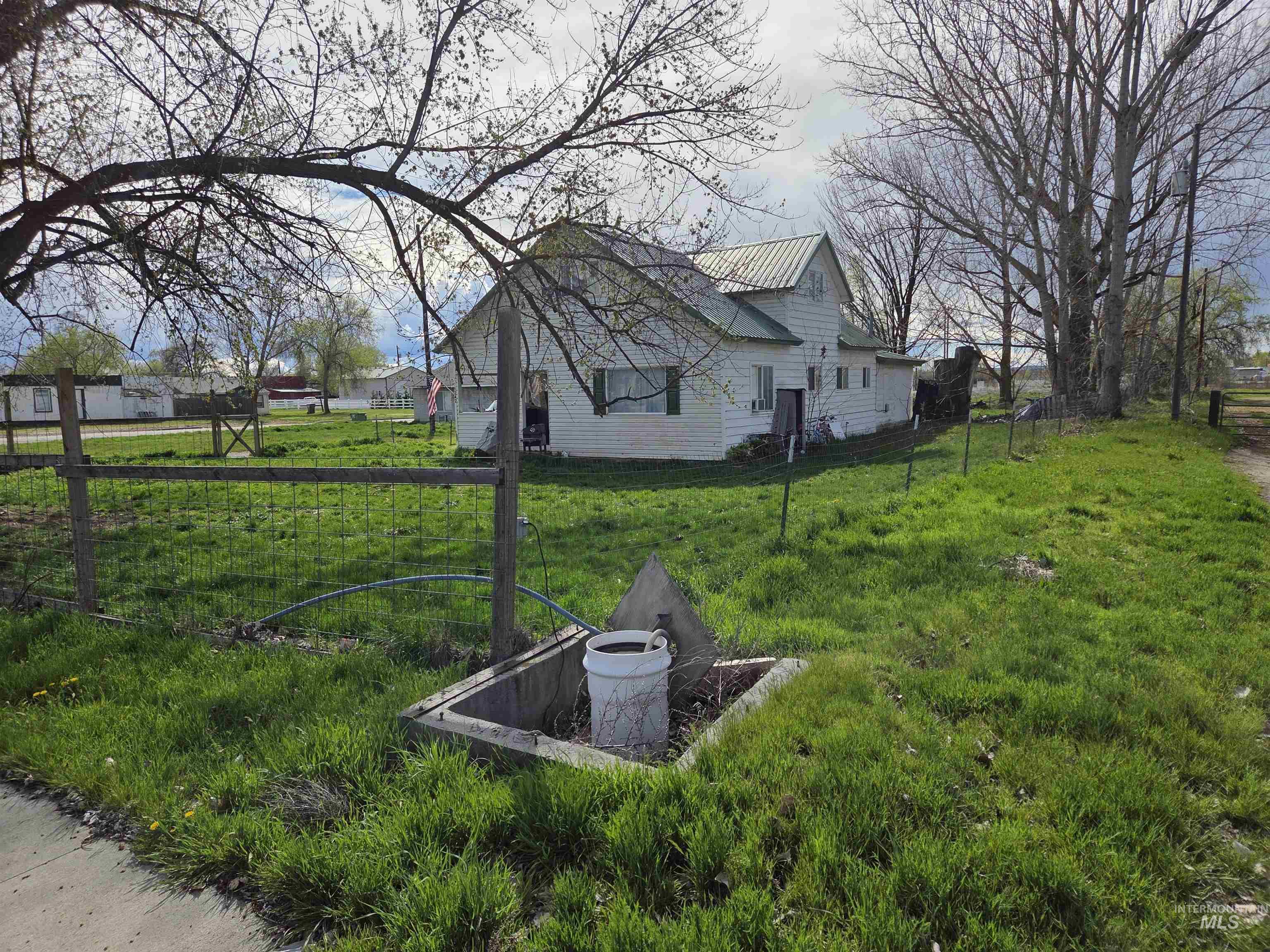 1242 S 12th Street, Payette, Idaho 83661-3385, 4 Bedrooms, 2 Bathrooms, Residential For Sale, Price $350,000,MLS 98980597