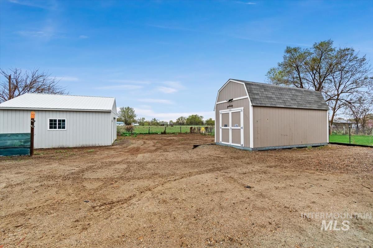 1051 Haas Rd, Weiser, Idaho 83672, 3 Bedrooms, 2 Bathrooms, Residential For Sale, Price $474,900, 98980598