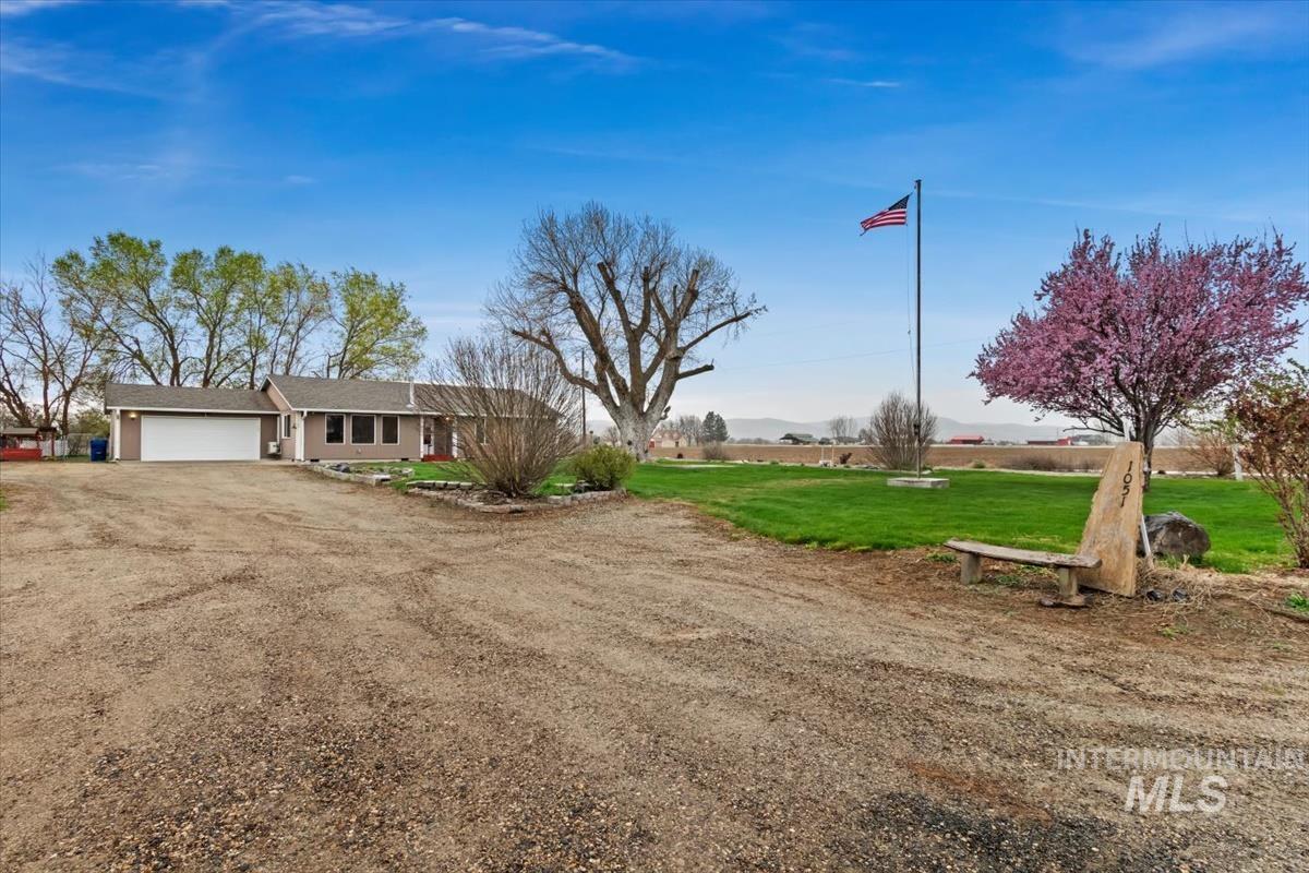 1051 Haas Rd, Weiser, Idaho 83672, 3 Bedrooms, 2 Bathrooms, Residential For Sale, Price $474,900, 98980598