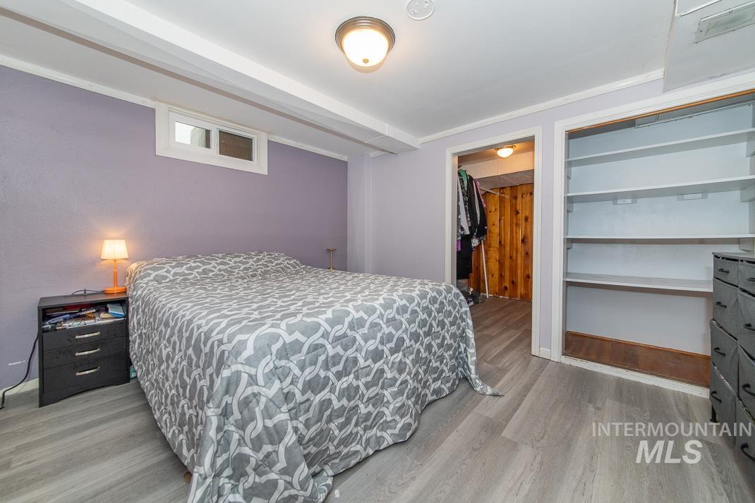 119 S Holly Street, Nampa, Idaho 83686, 3 Bedrooms, 1 Bathroom, Residential Income For Sale, Price $435,000,MLS 98980599