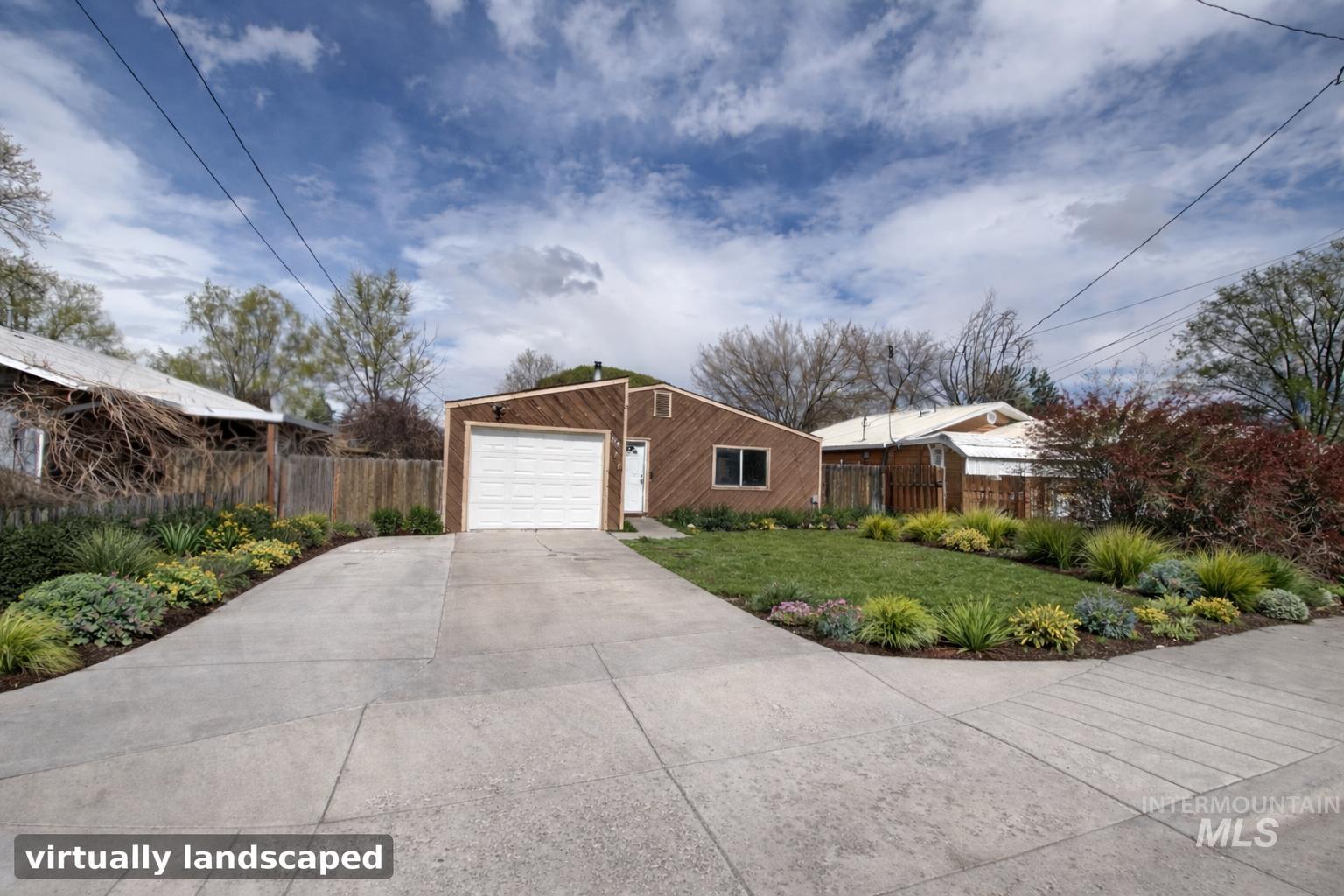 214 W 8th Avenue, Jerome, Idaho 83301, 3 Bedrooms, 1 Bathroom, Residential For Sale, Price $260,000, 98980601