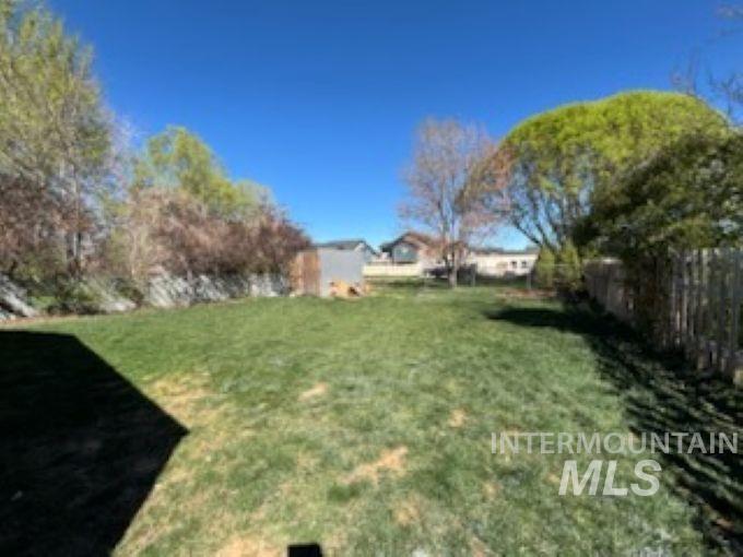 214 W 8th Avenue, Jerome, Idaho 83301, 3 Bedrooms, 1 Bathroom, Residential For Sale, Price $260,000, 98980601