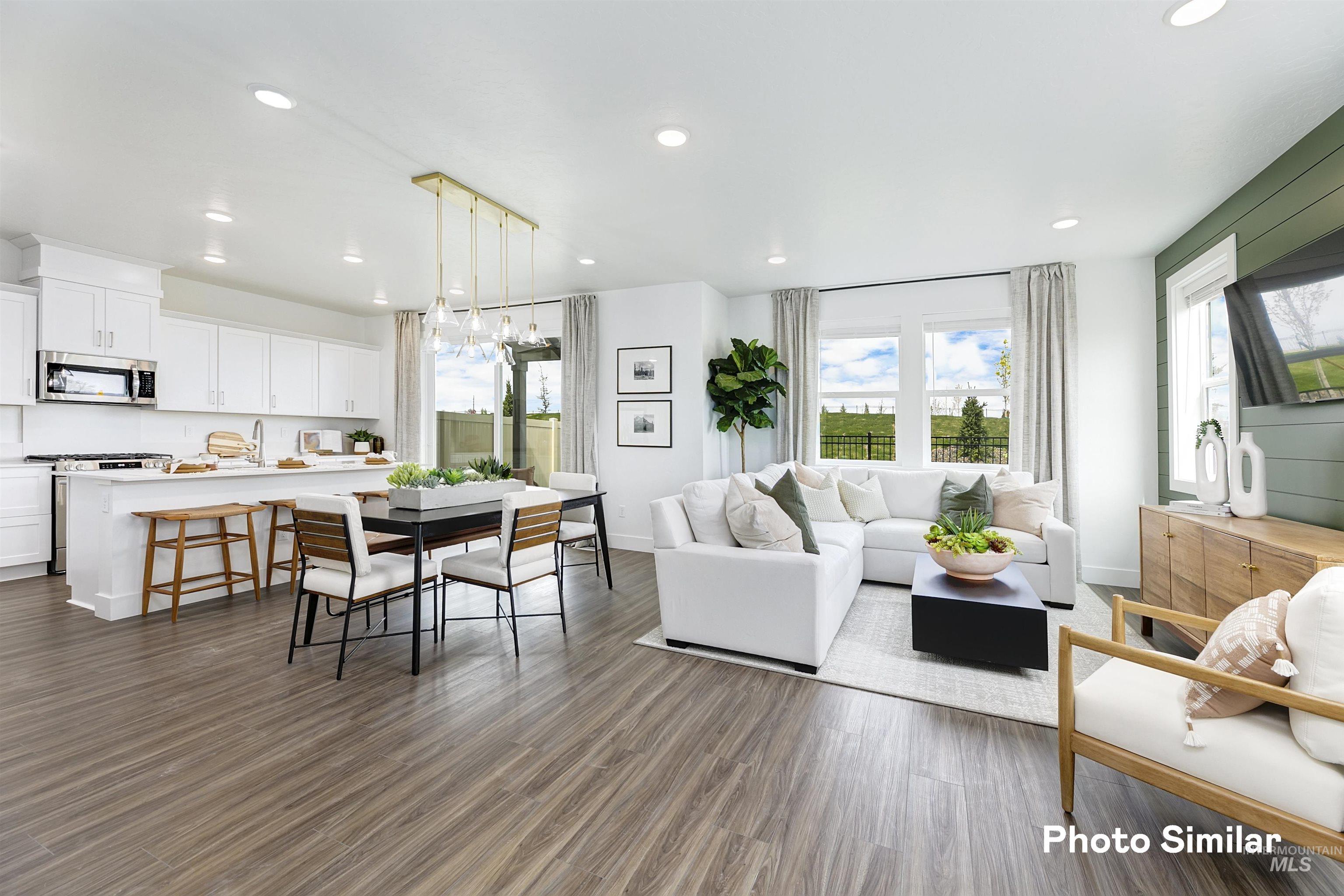 1725 N Big Star Ave, Eagle, Idaho 83616, 3 Bedrooms, 2.5 Bathrooms, Residential For Sale, Price $414,900, 98980602