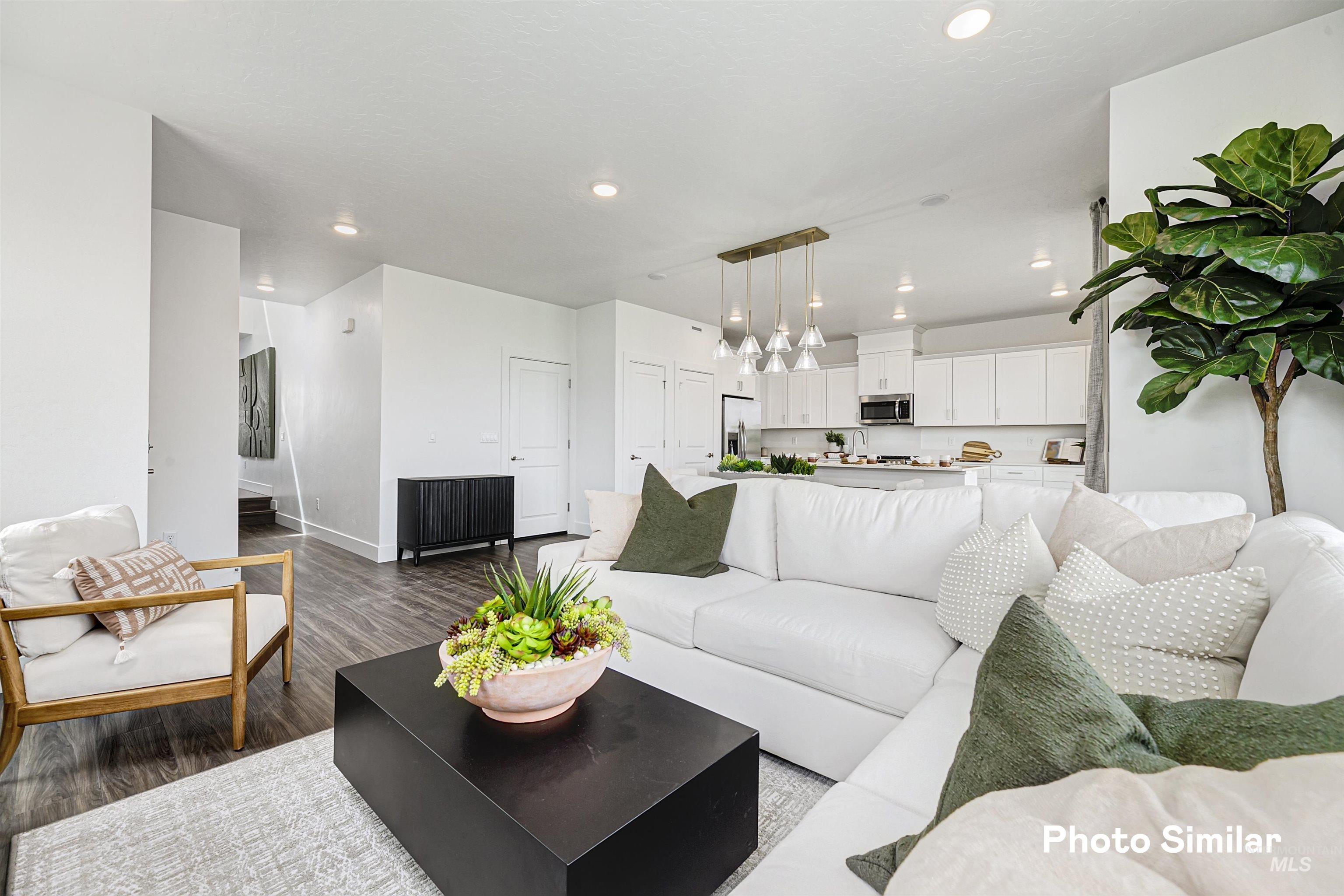 1725 N Big Star Ave, Eagle, Idaho 83616, 3 Bedrooms, 2.5 Bathrooms, Residential For Sale, Price $414,900, 98980602