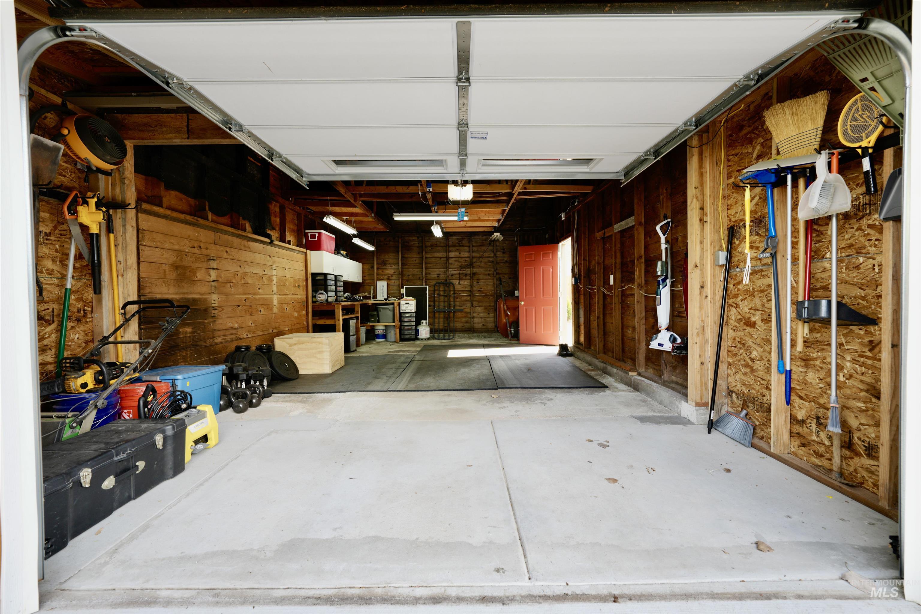 115 Locust St, Horseshoe Bend, Idaho 83629, 1 Bedroom, 1 Bathroom, Residential For Sale, Price $249,000,MLS 98980604