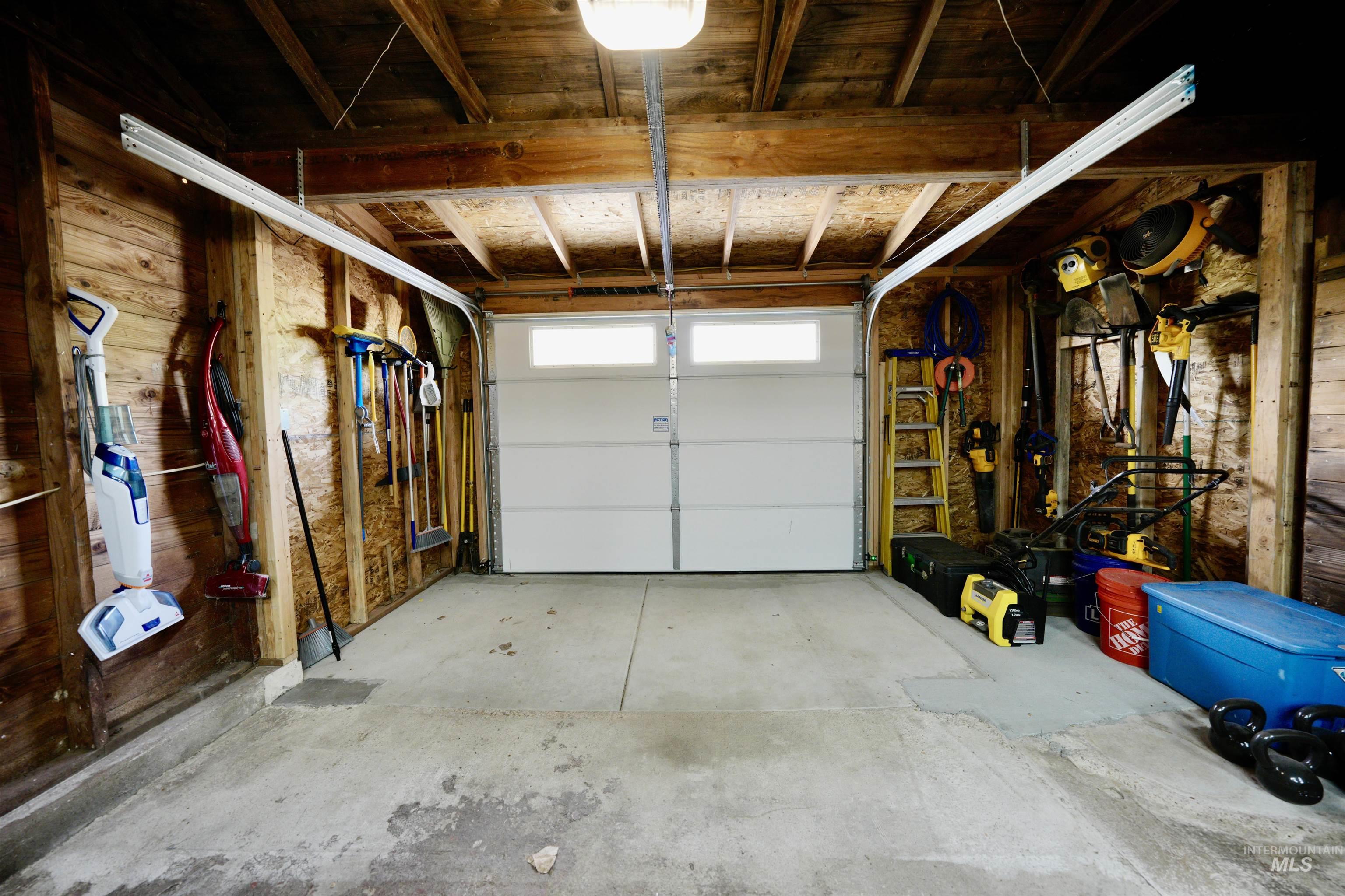 115 Locust St, Horseshoe Bend, Idaho 83629, 1 Bedroom, 1 Bathroom, Residential For Sale, Price $249,000,MLS 98980604