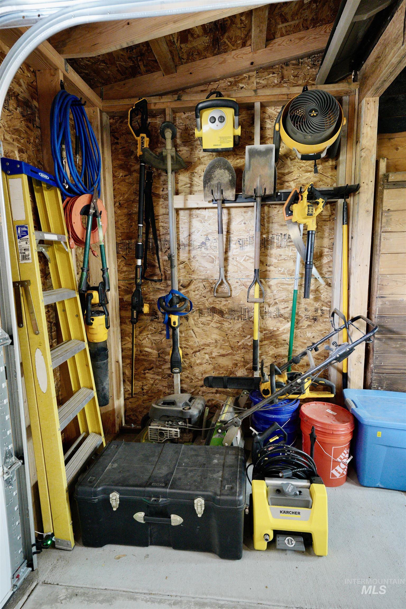 115 Locust St, Horseshoe Bend, Idaho 83629, 1 Bedroom, 1 Bathroom, Residential For Sale, Price $249,000,MLS 98980604