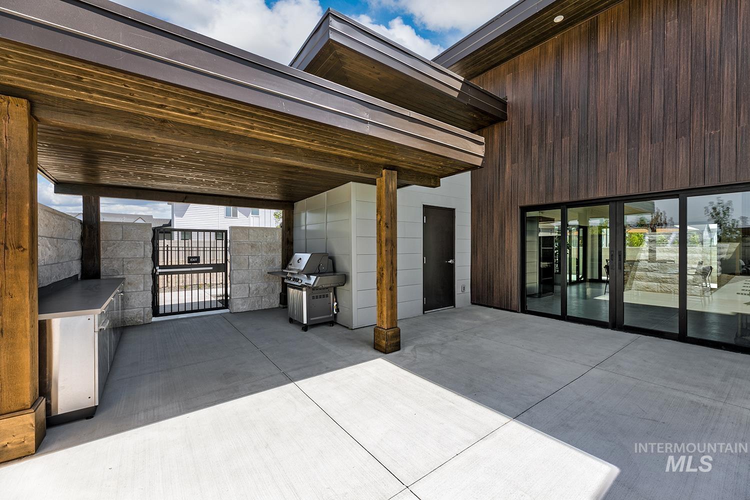 1761 N Big Star Ave, Eagle, Idaho 83616, 4 Bedrooms, 3 Bathrooms, Residential For Sale, Price $454,900, 98980606