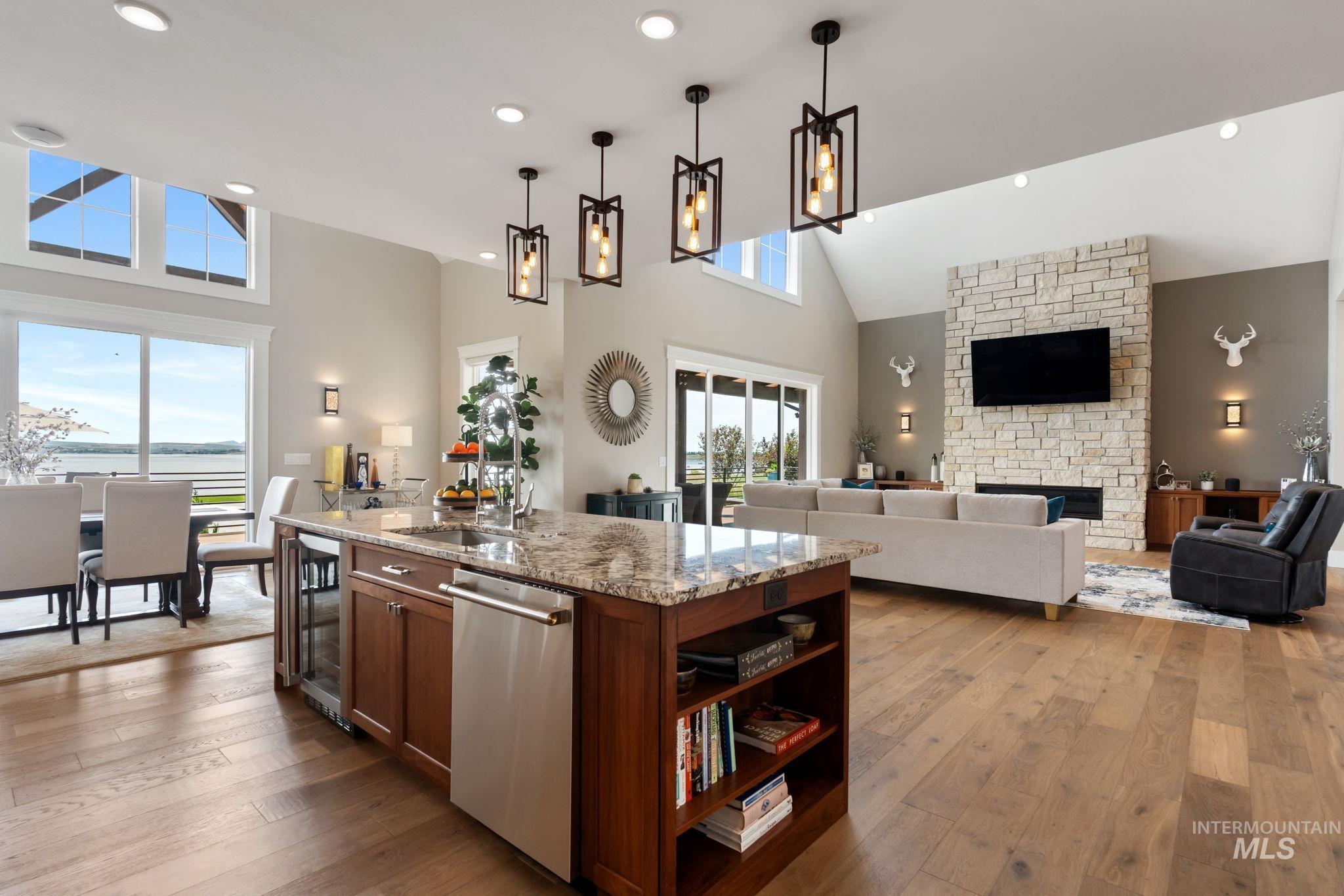 281 Lakeshore Dr, American Falls, Idaho 83211, 5 Bedrooms, 4.5 Bathrooms, Residential For Sale, Price $1,899,999, 98980608