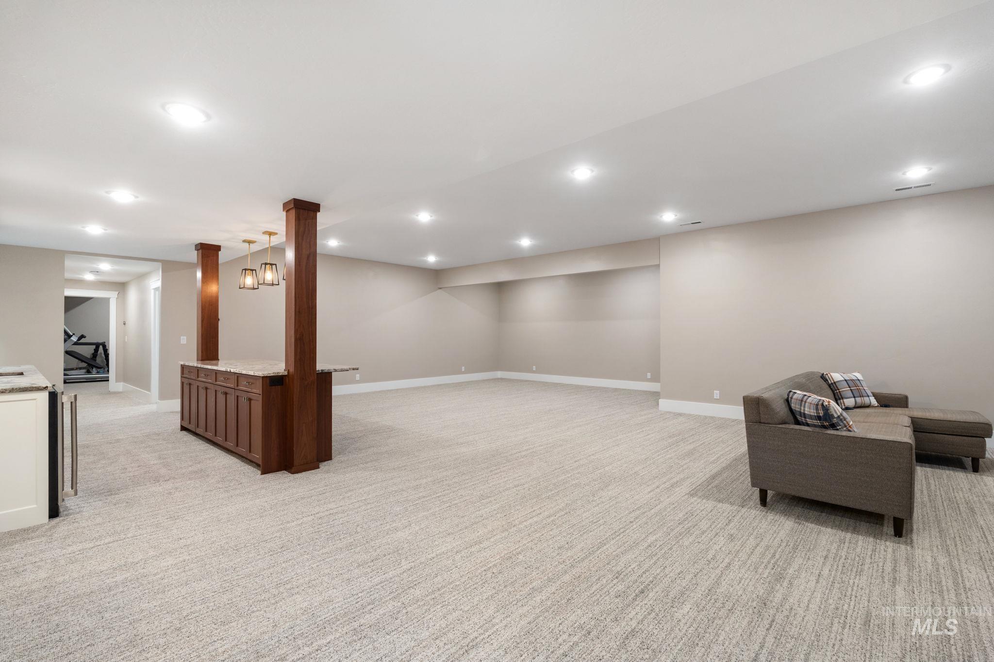 281 Lakeshore Dr, American Falls, Idaho 83211, 5 Bedrooms, 4.5 Bathrooms, Residential For Sale, Price $2,495,000,MLS 98980608