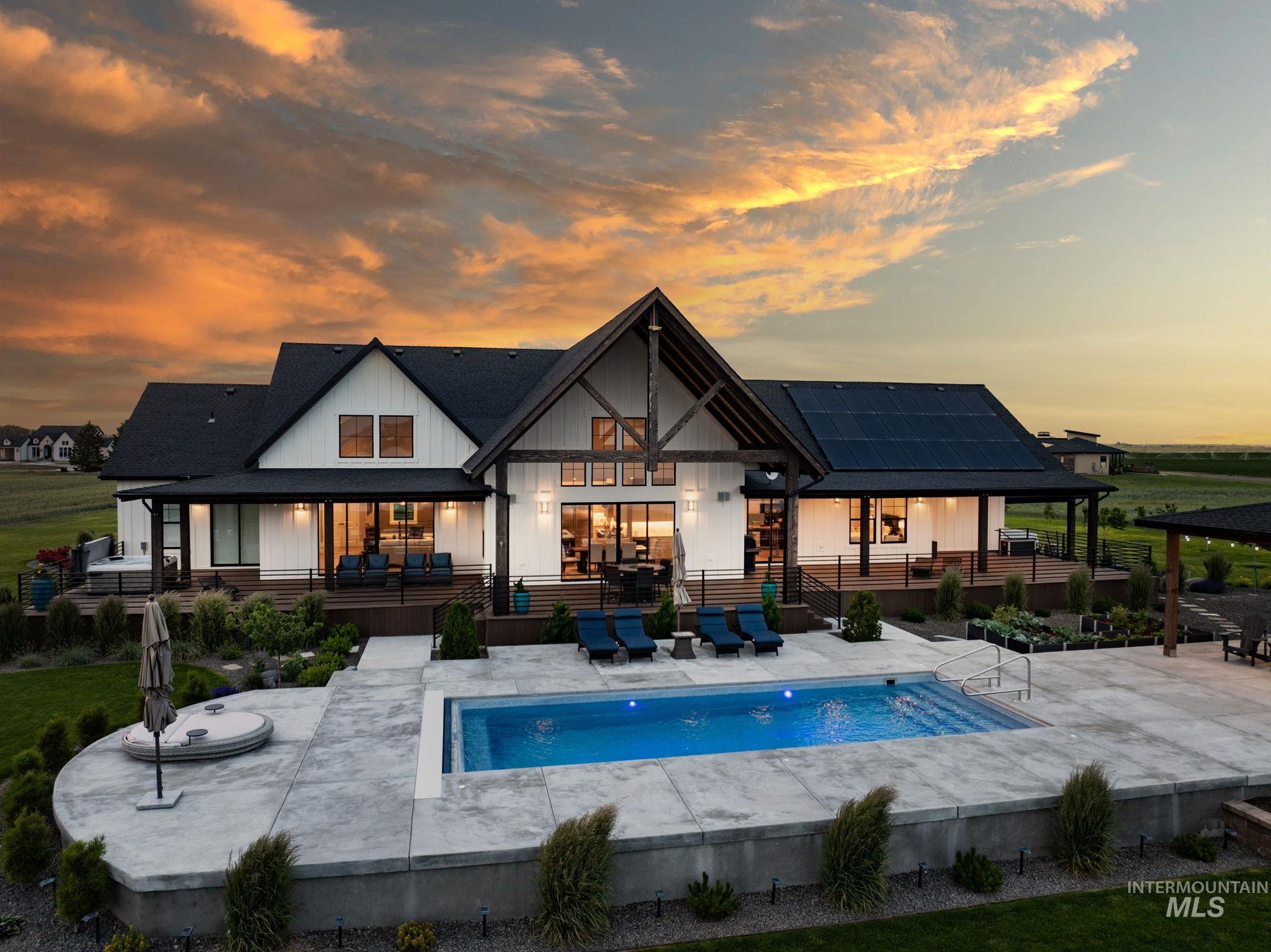 281 Lakeshore Dr, American Falls, Idaho 83211, 5 Bedrooms, 4.5 Bathrooms, Residential For Sale, Price $2,295,000,MLS 98980608