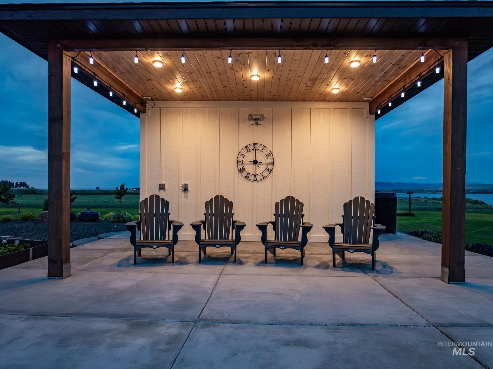 281 Lakeshore Dr, American Falls, Idaho 83211, 5 Bedrooms, 4.5 Bathrooms, Residential For Sale, Price $2,495,000,MLS 98980608