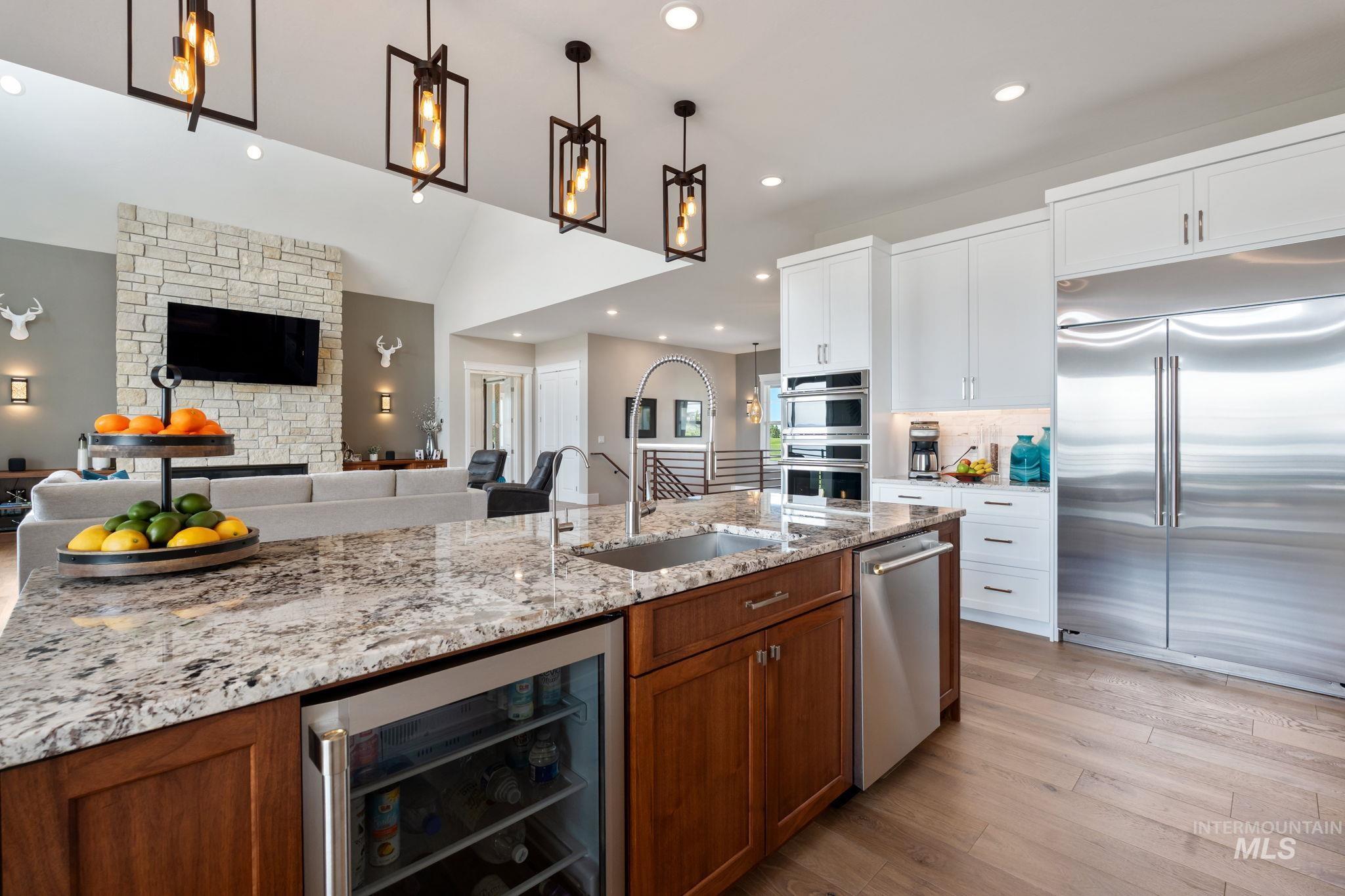 281 Lakeshore Dr, American Falls, Idaho 83211, 5 Bedrooms, 4.5 Bathrooms, Residential For Sale, Price $1,899,999, 98980608